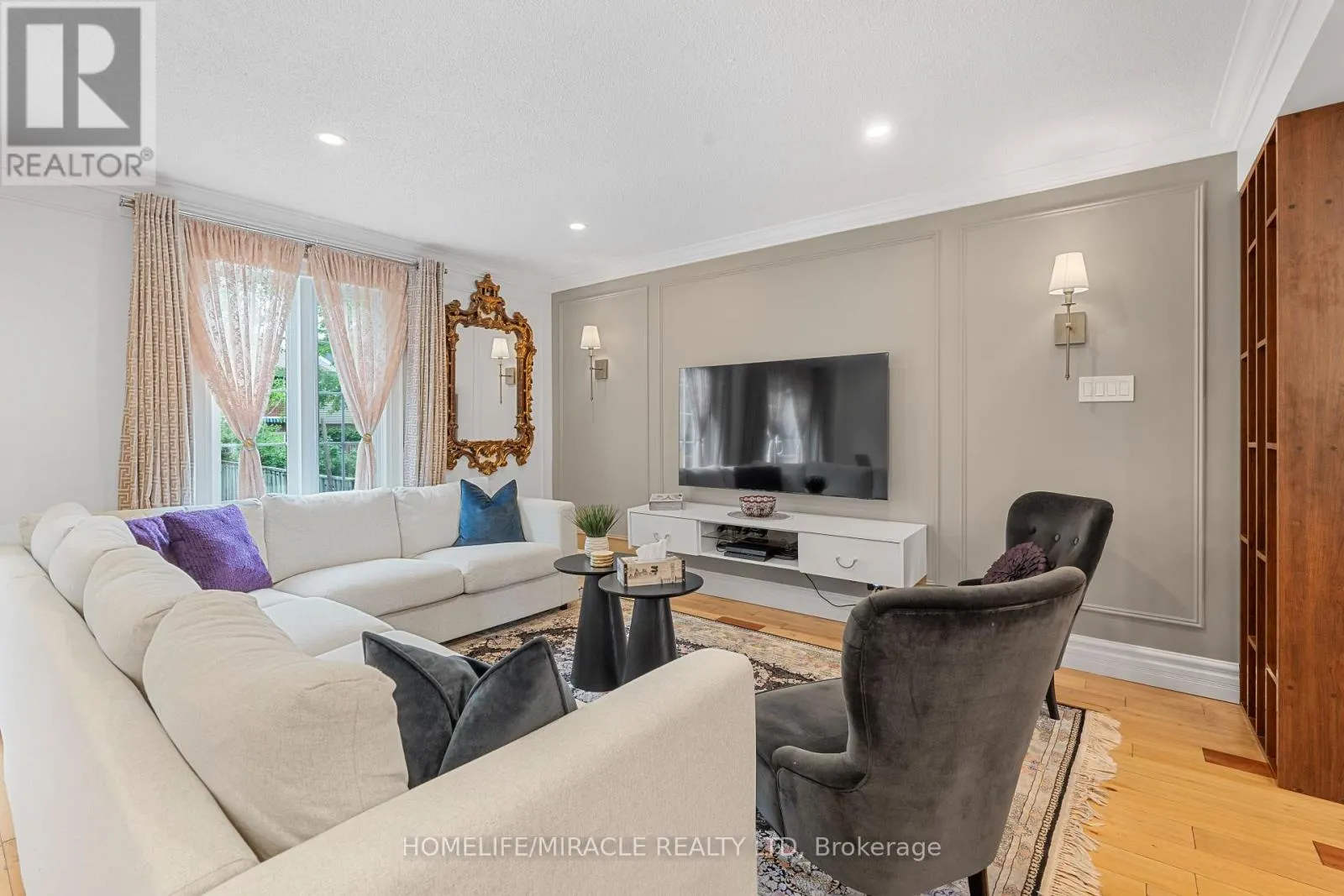 4216 SUNFLOWER DRIVE