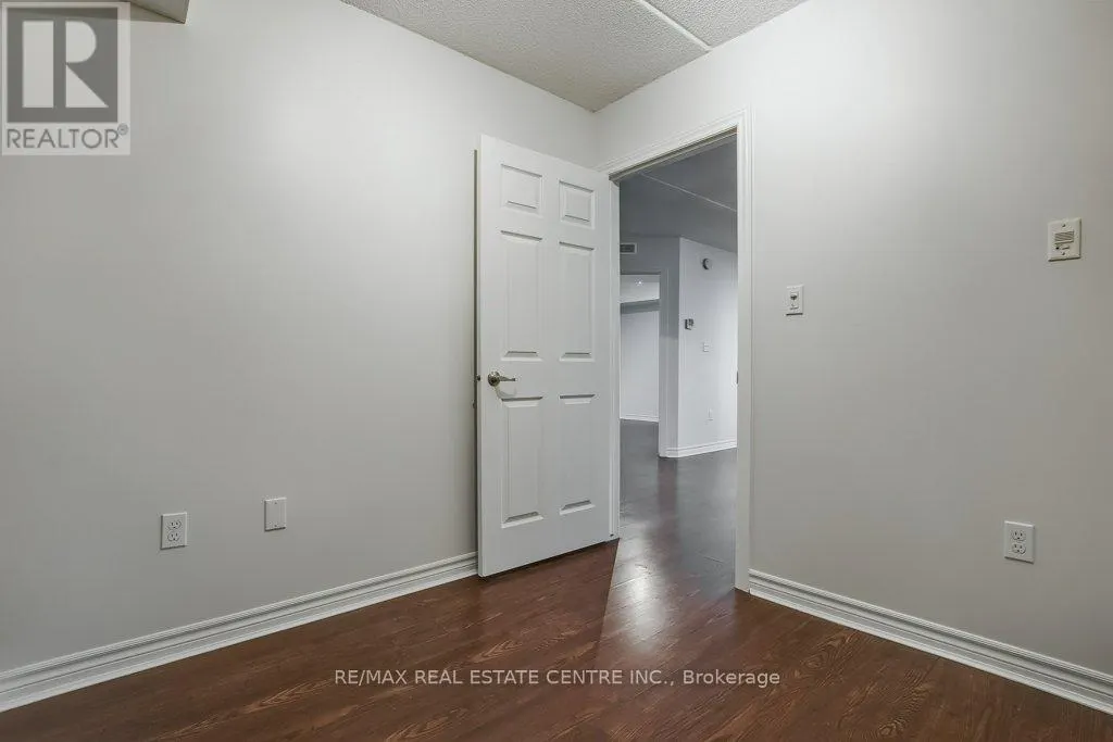 306 - 1370 MAIN STREET E