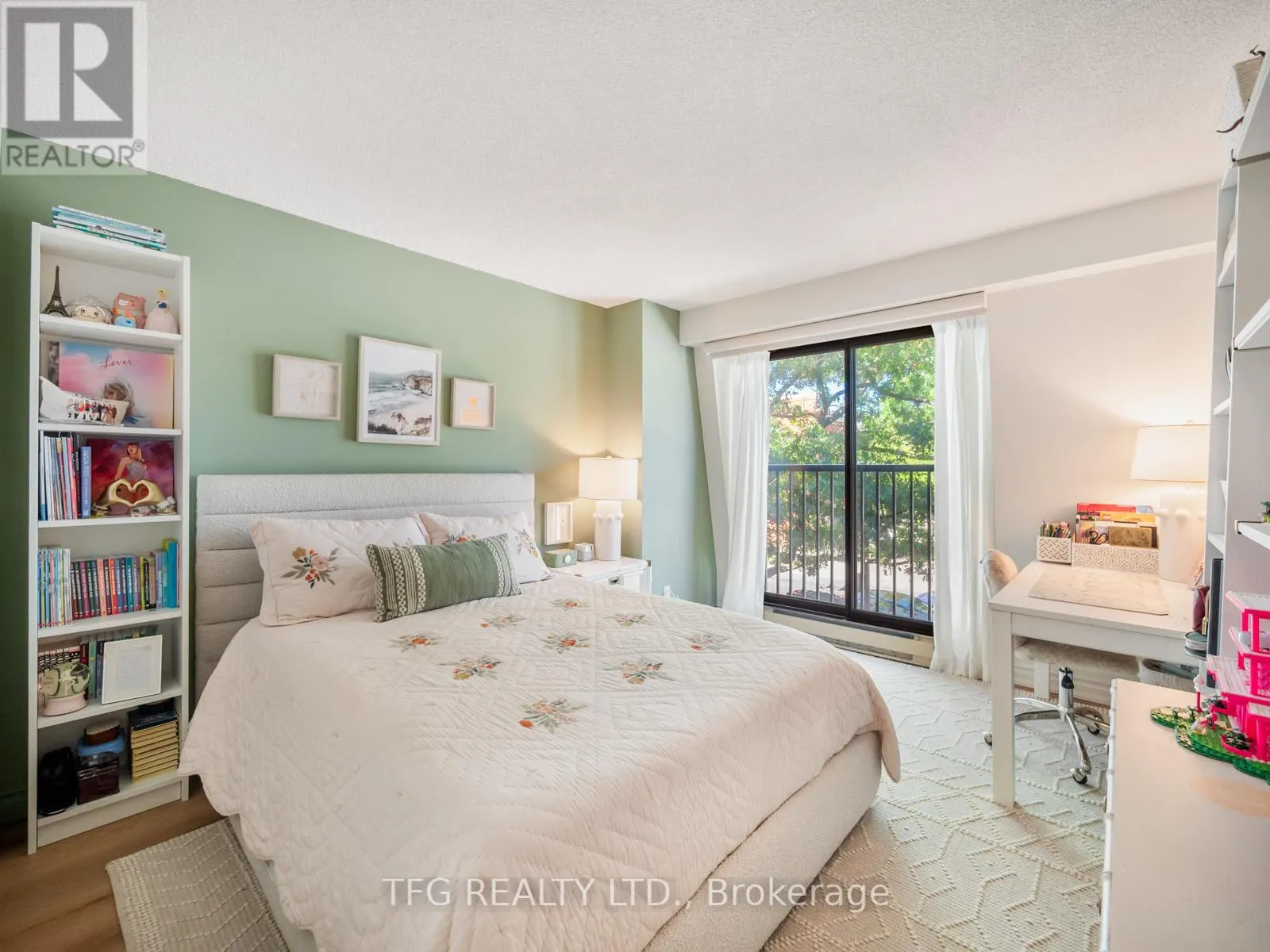 610 - 100 LAKESHORE ROAD E, #610