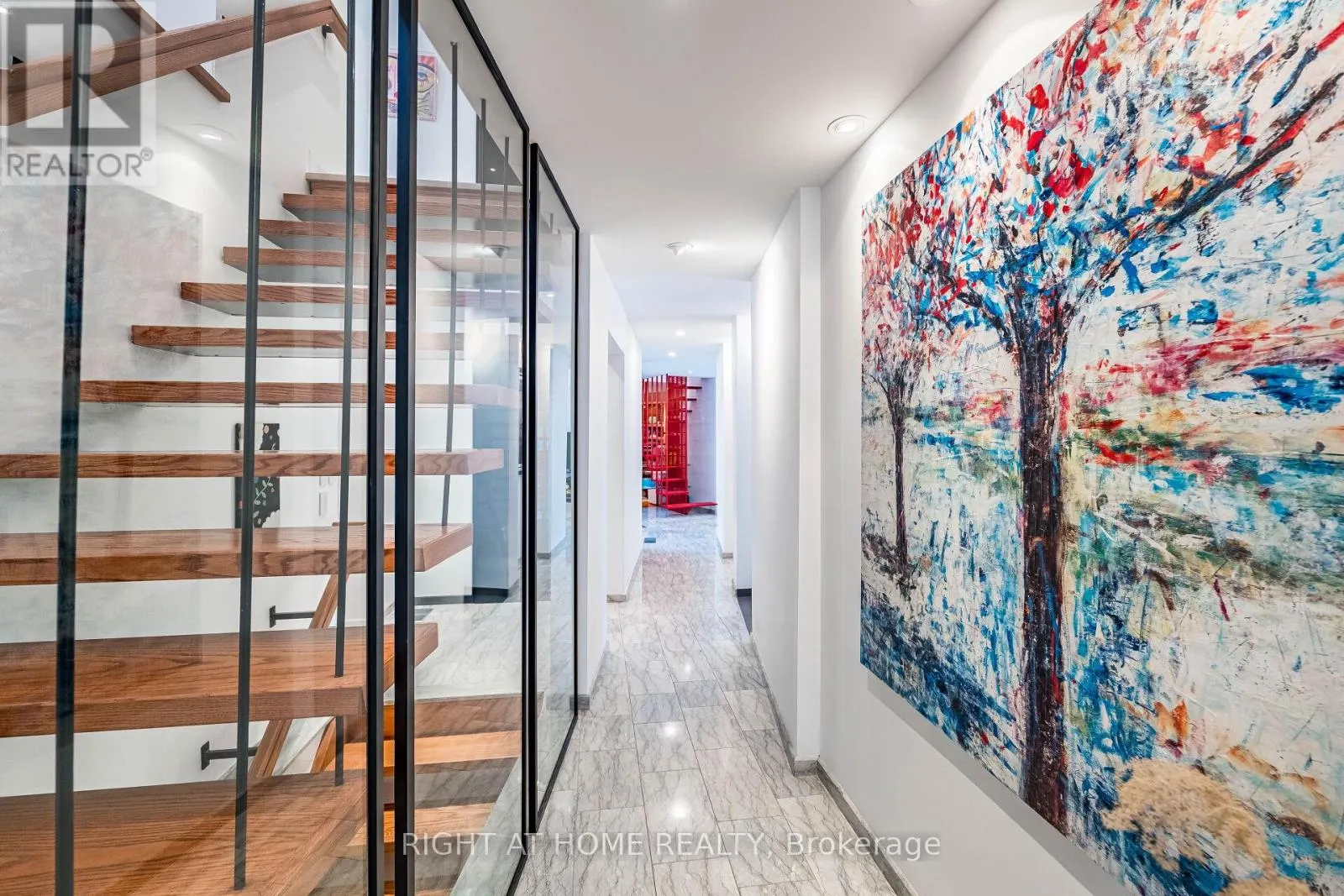1 FRIARS LANE