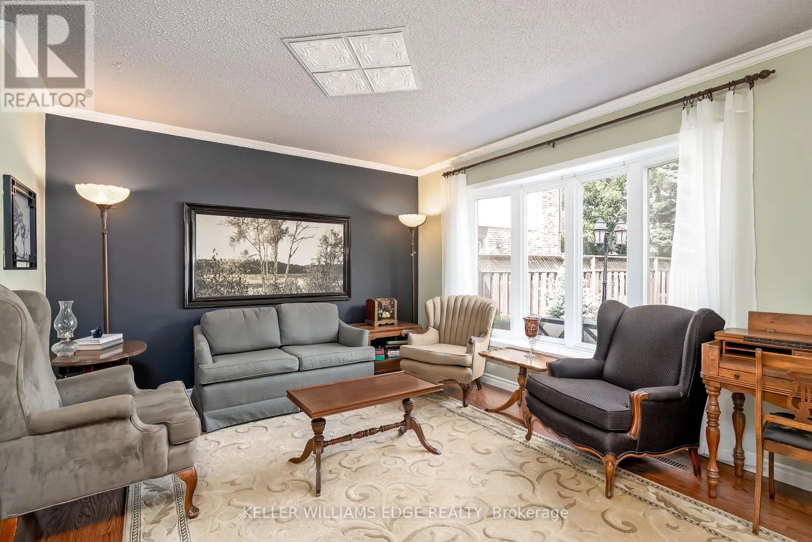 2407 HEMLOCK COURT