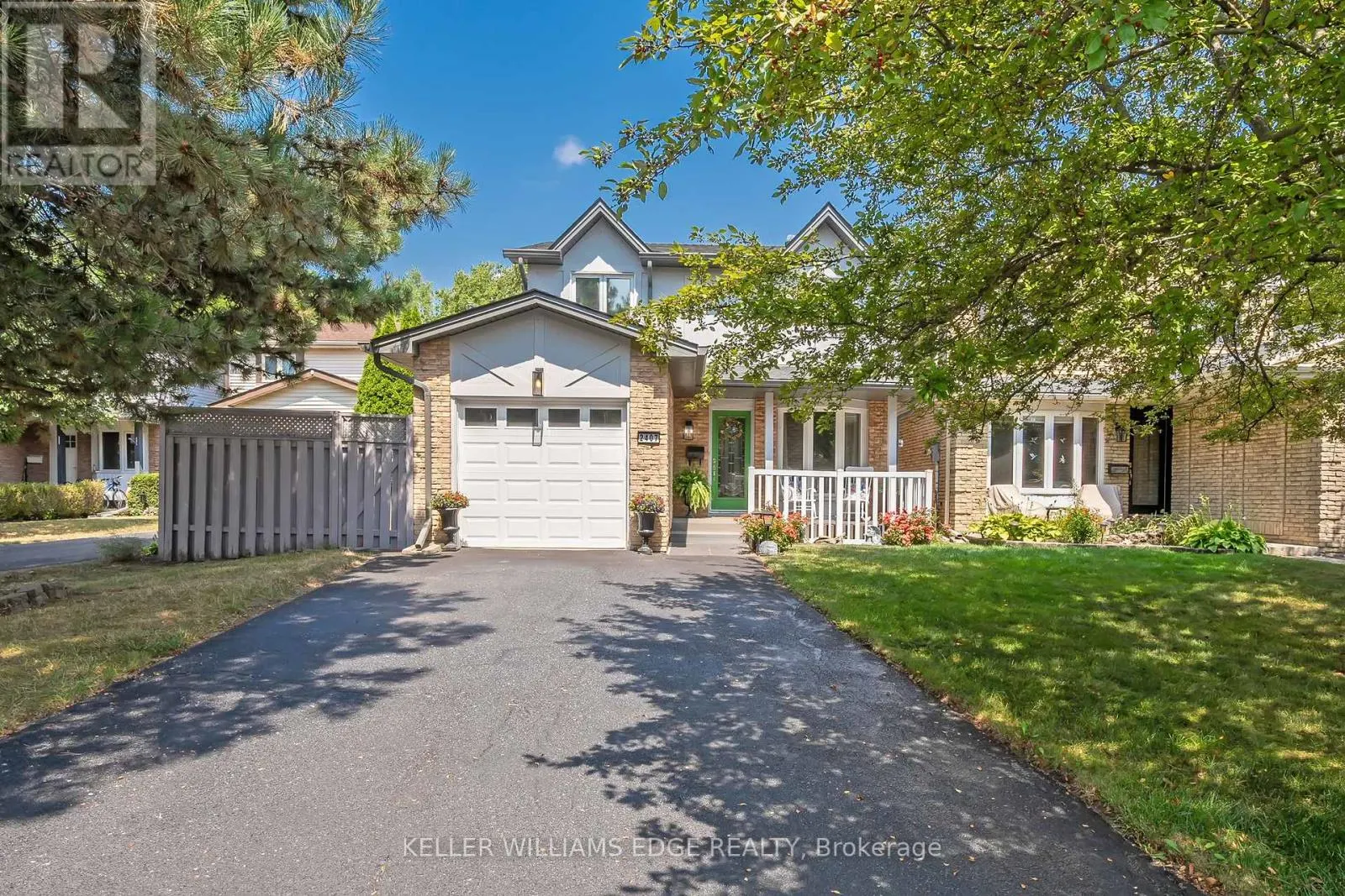 2407 HEMLOCK COURT