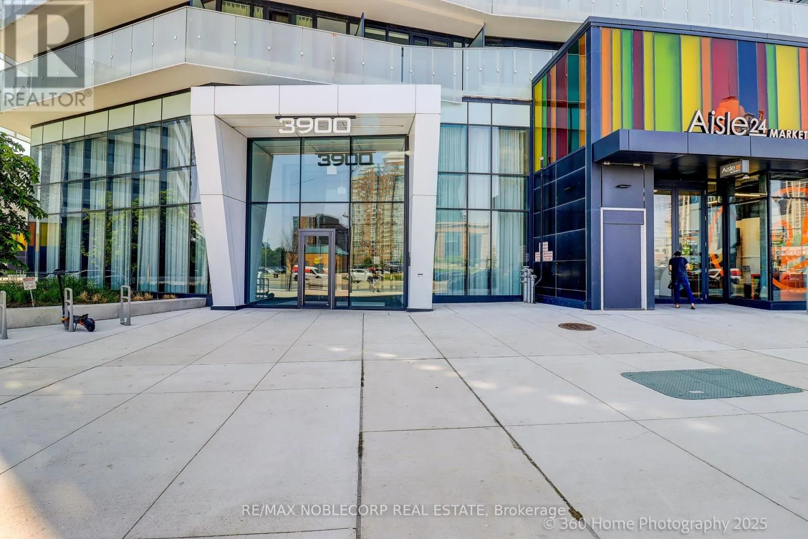2912 - 3900 CONFEDERATION PARKWAY