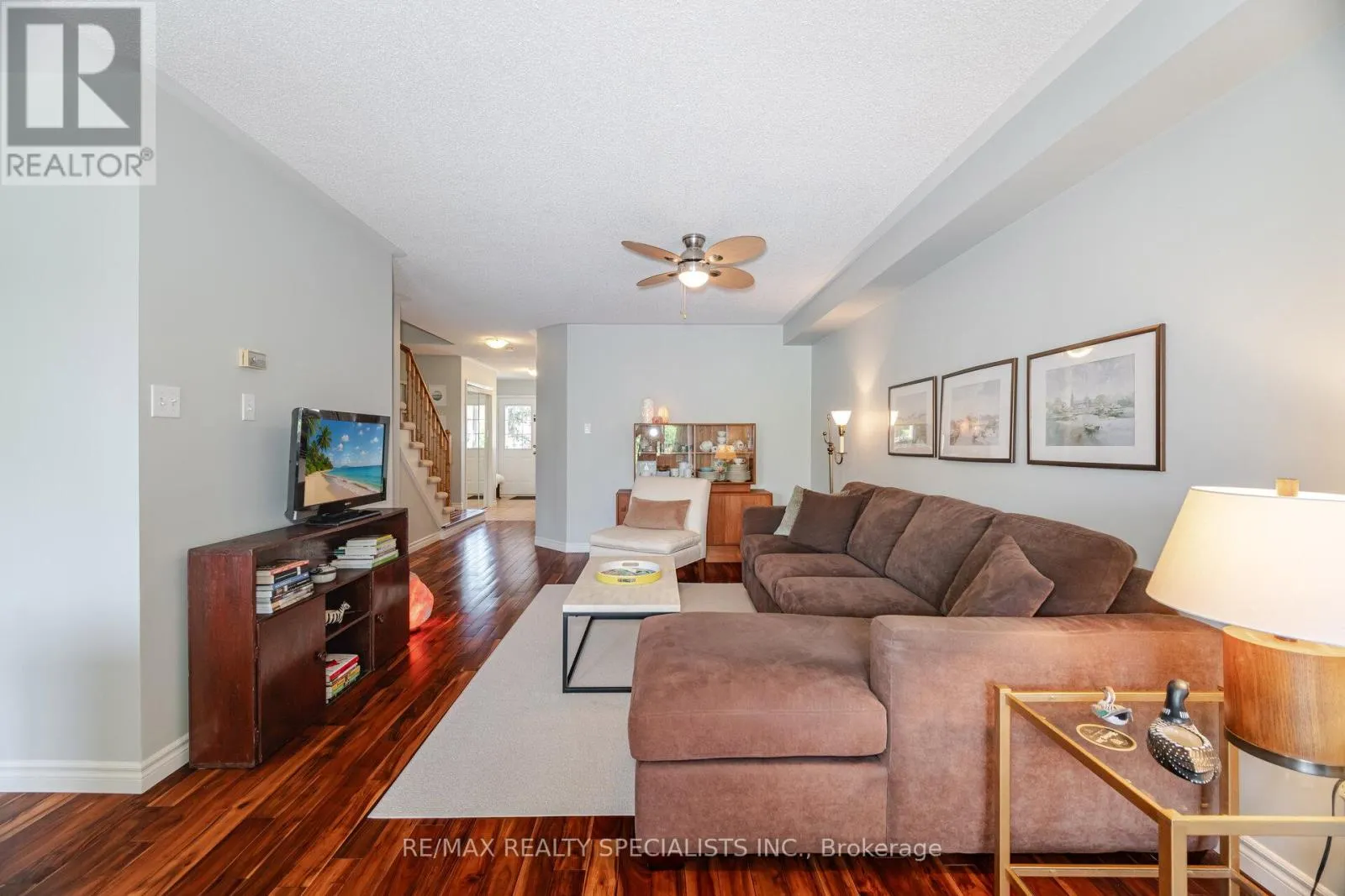 5103 TREE COURT