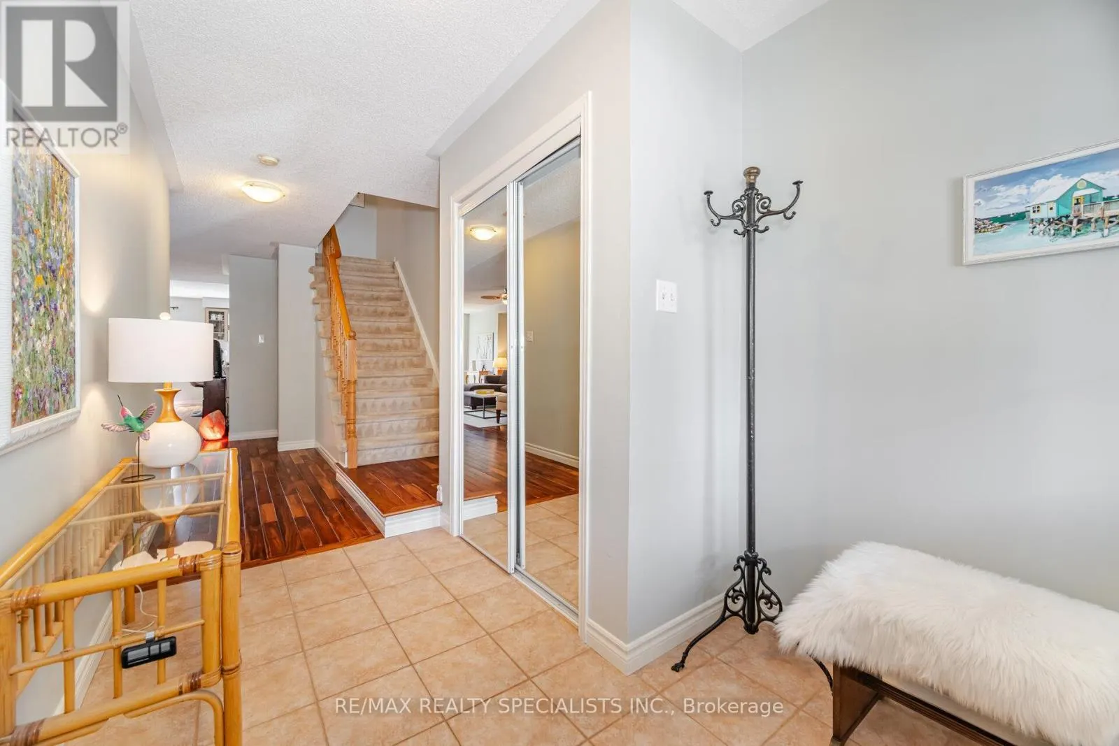 5103 TREE COURT