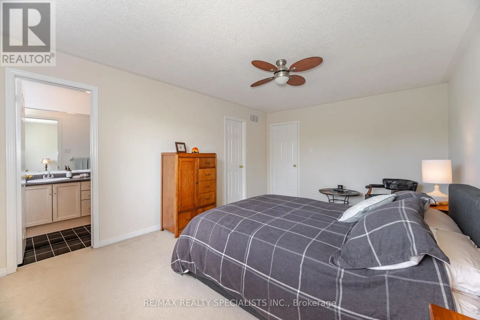 5103 TREE COURT