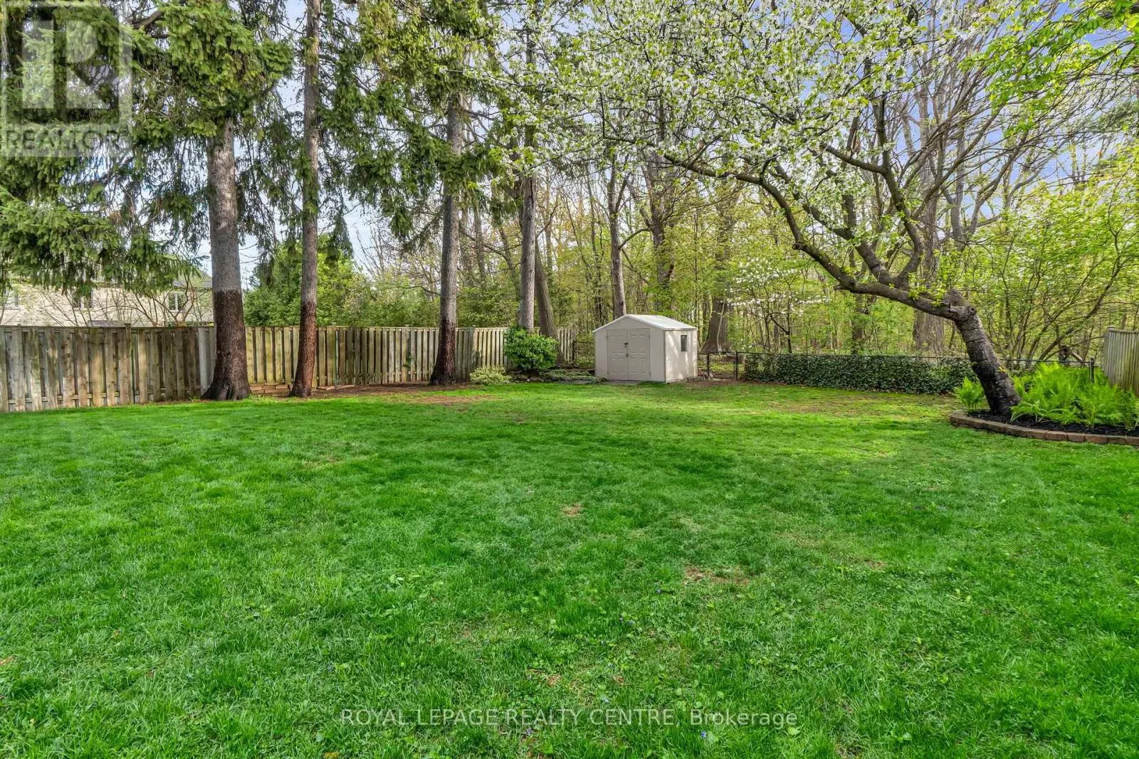 1593 GLENBURNIE ROAD