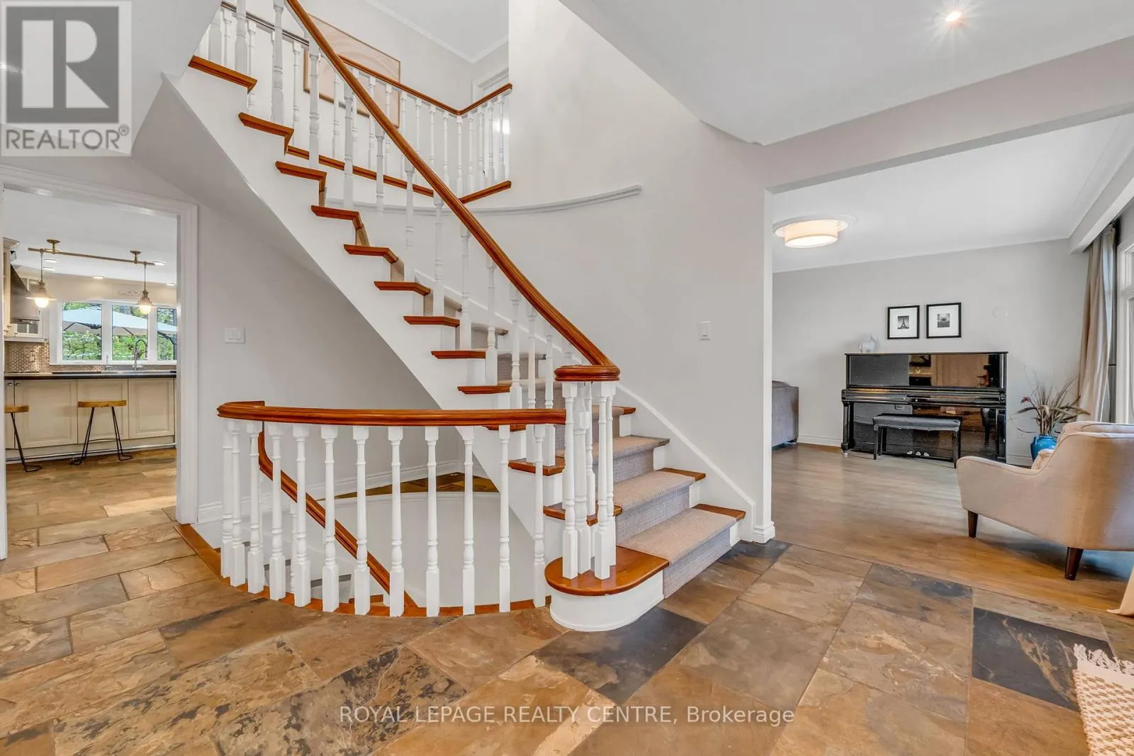 1593 GLENBURNIE ROAD