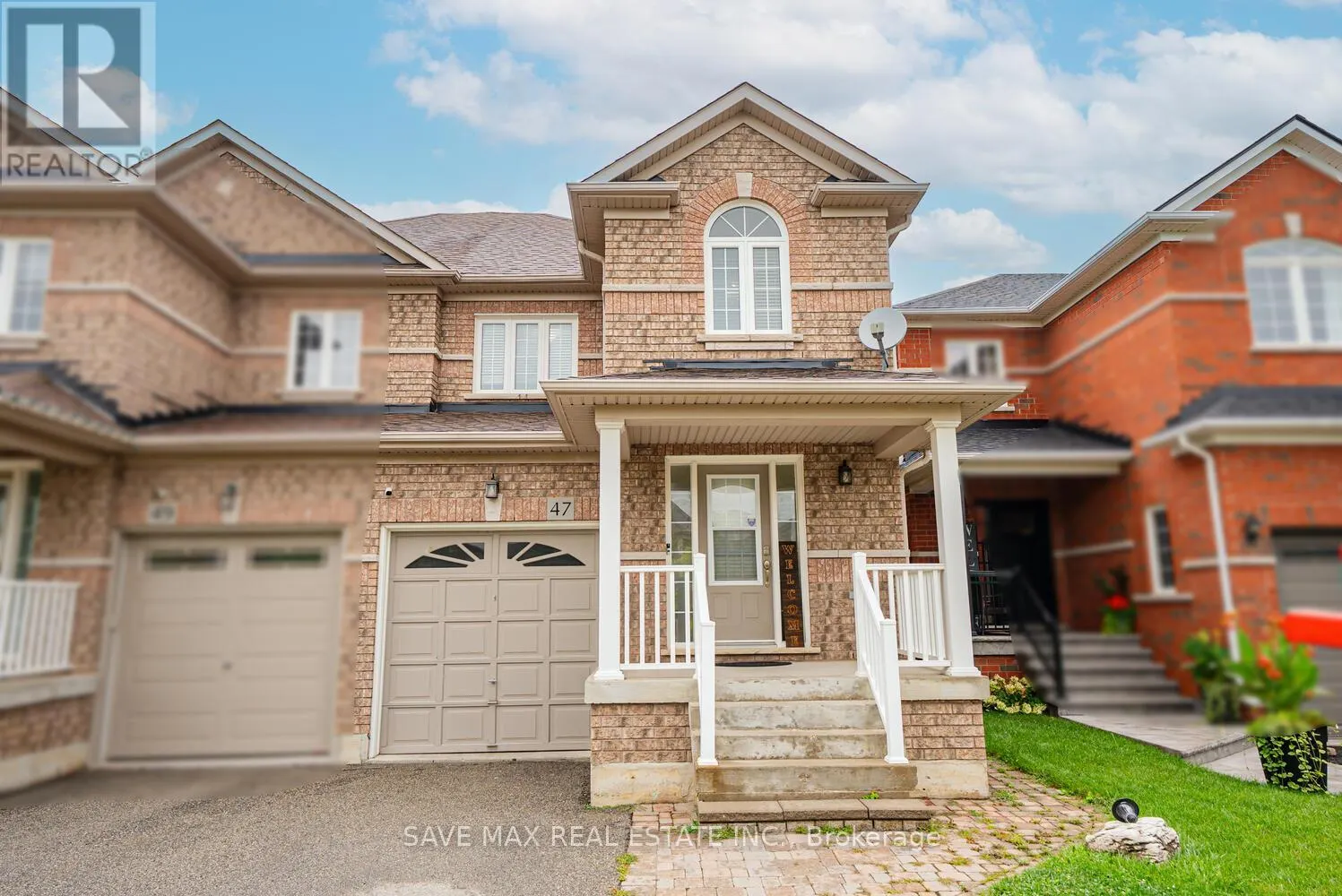 47 WOODCOTE CRESCENT