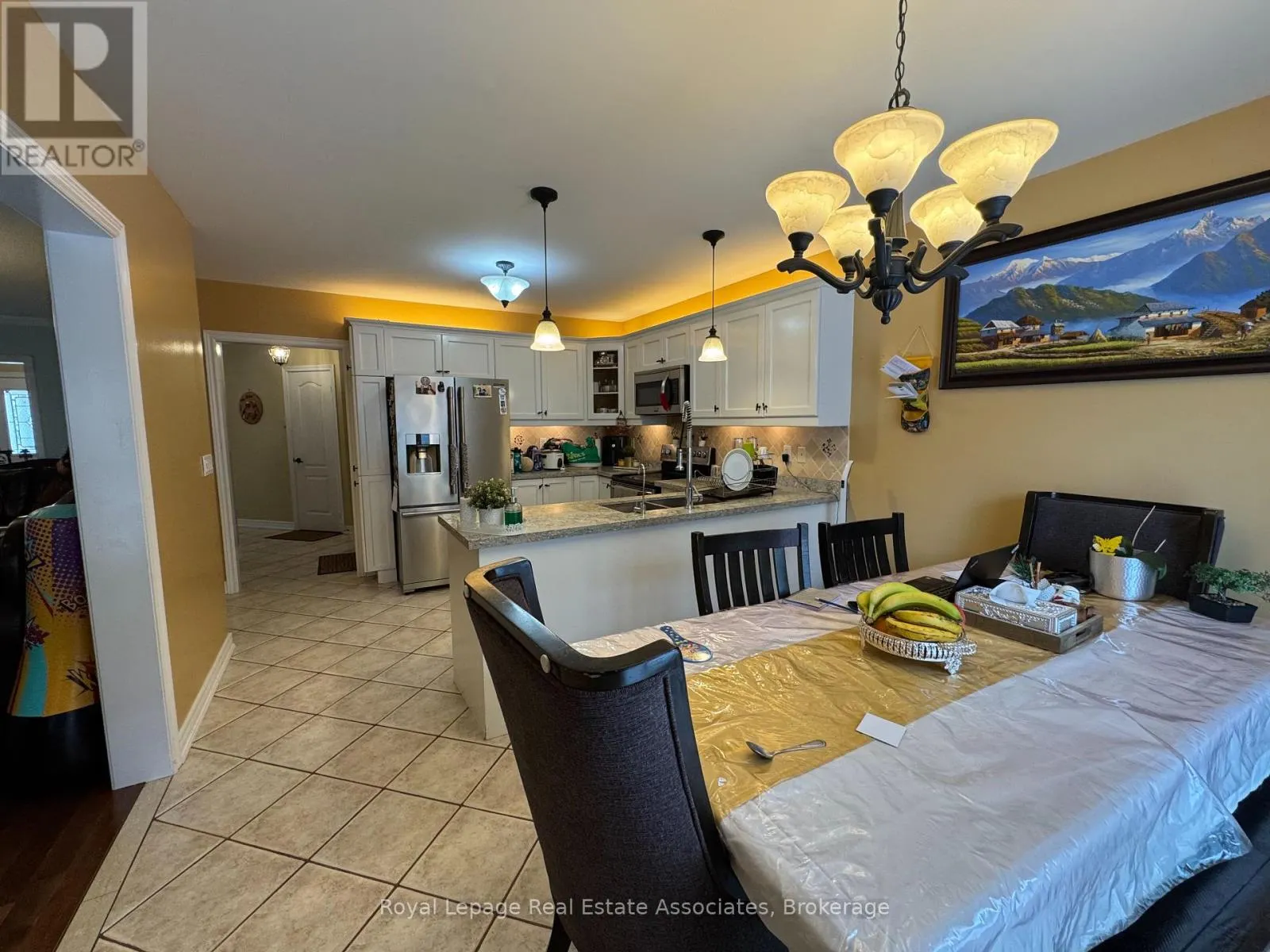 UPPER - 659 GARDEN WALK