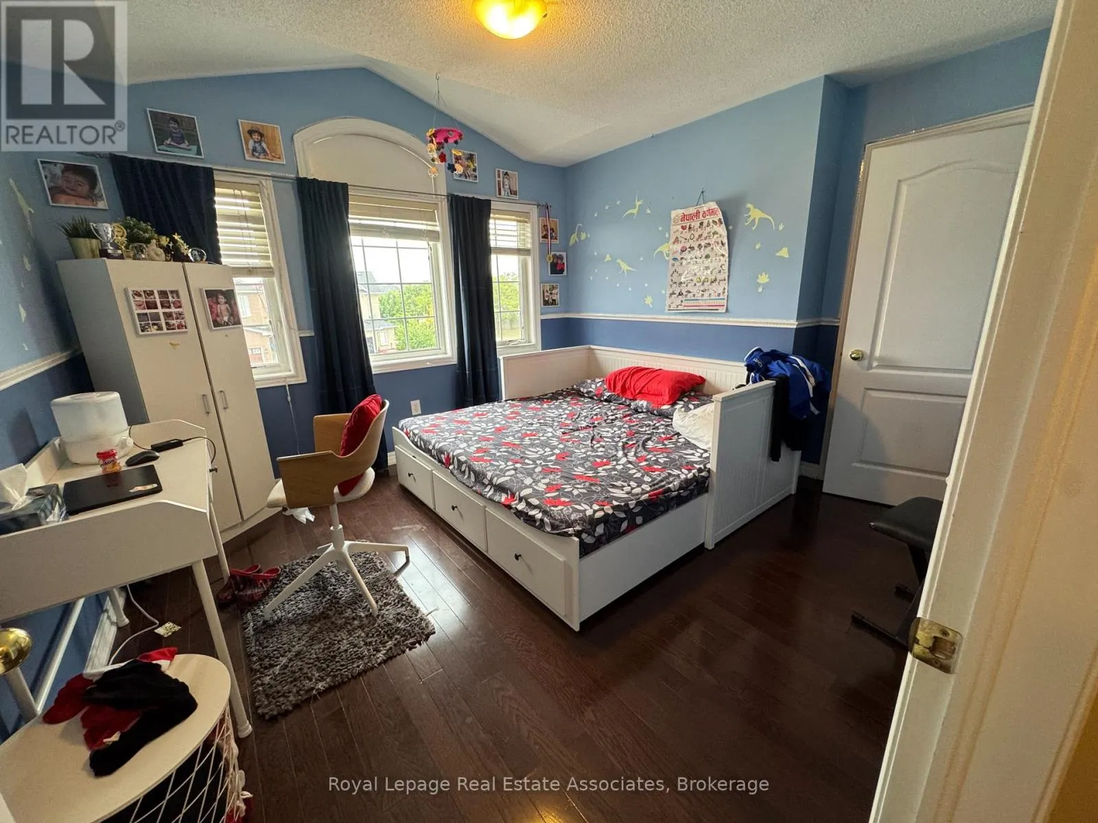 UPPER - 659 GARDEN WALK