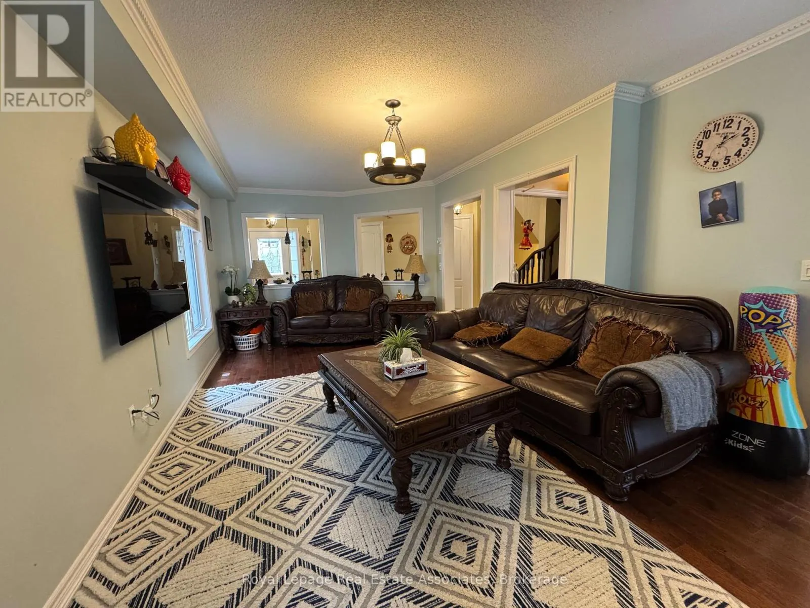 UPPER - 659 GARDEN WALK