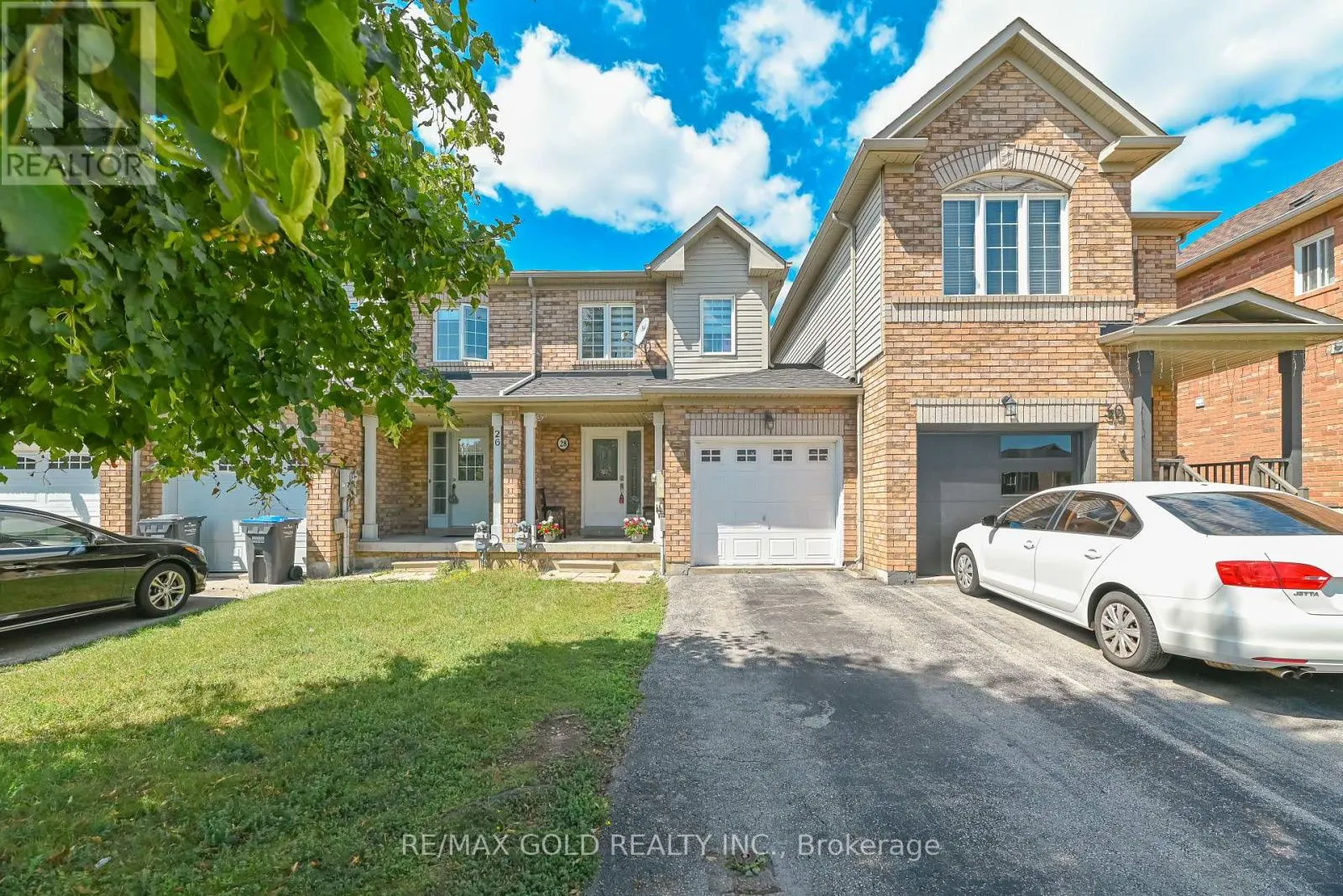 28 PLUM HOLLOW COURT