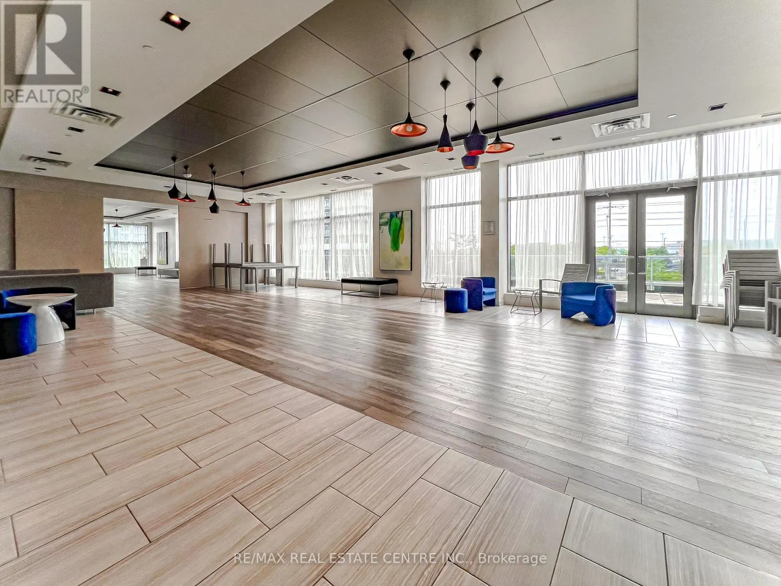1703 - 4677 GLEN ERIN DRIVE