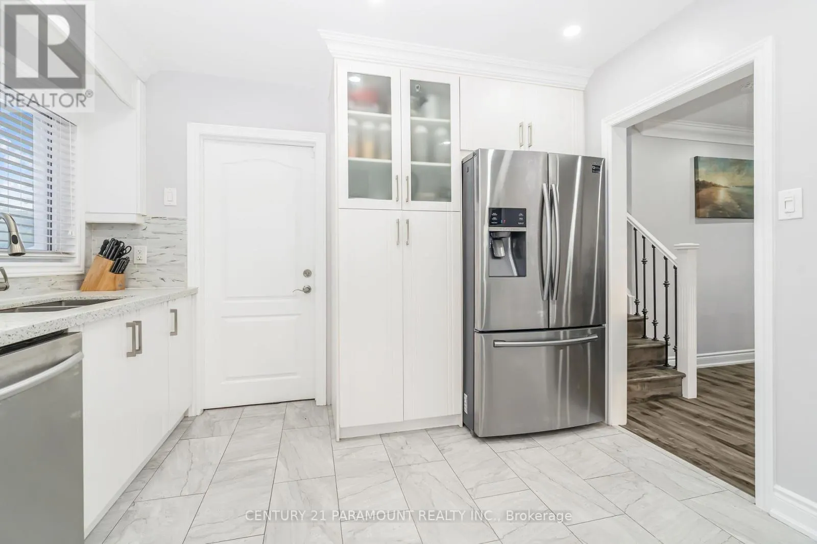 4 BEECHWOOD CRESCENT
