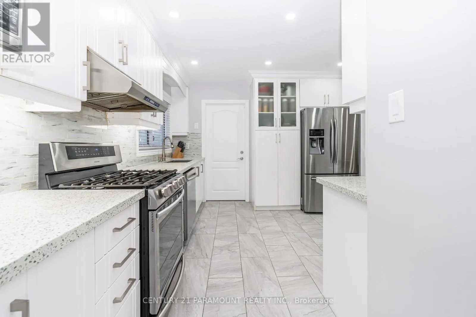 4 BEECHWOOD CRESCENT