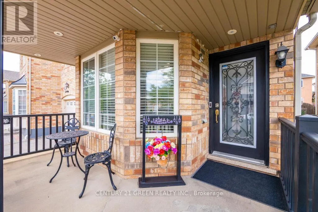 1107 BARR CRESCENT