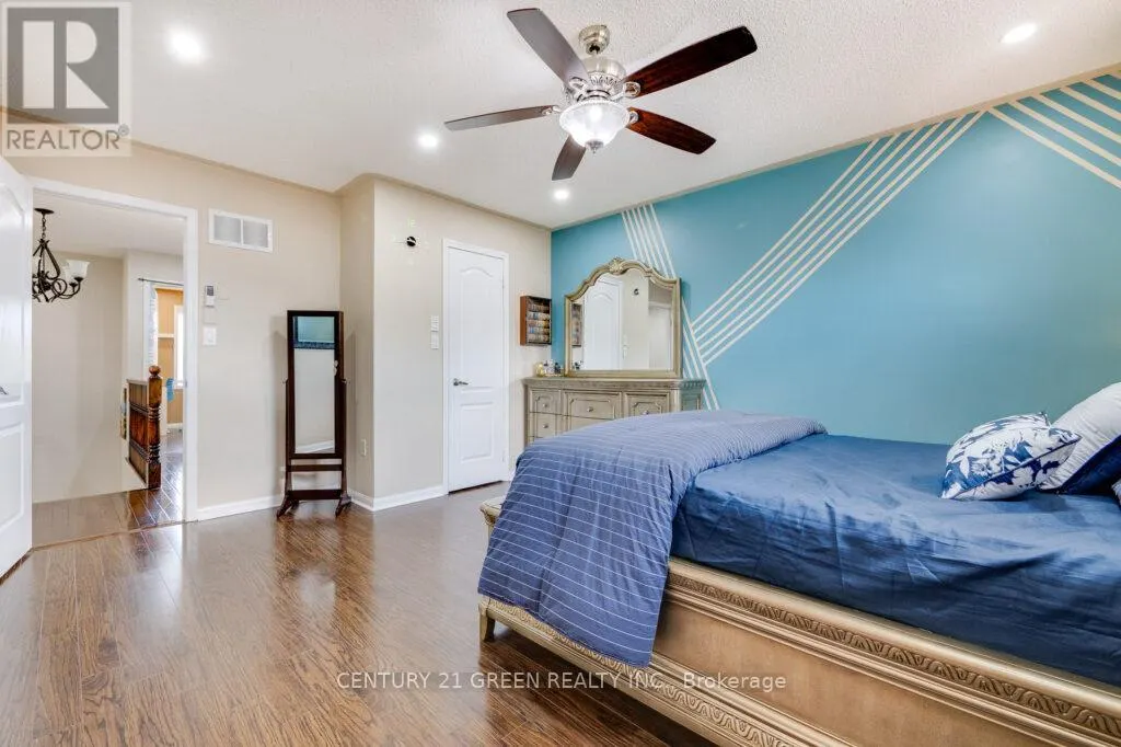 1107 BARR CRESCENT