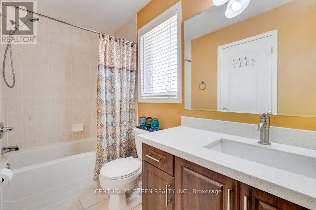 1107 BARR CRESCENT