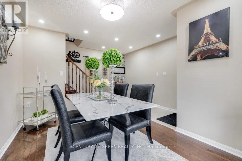 1107 BARR CRESCENT