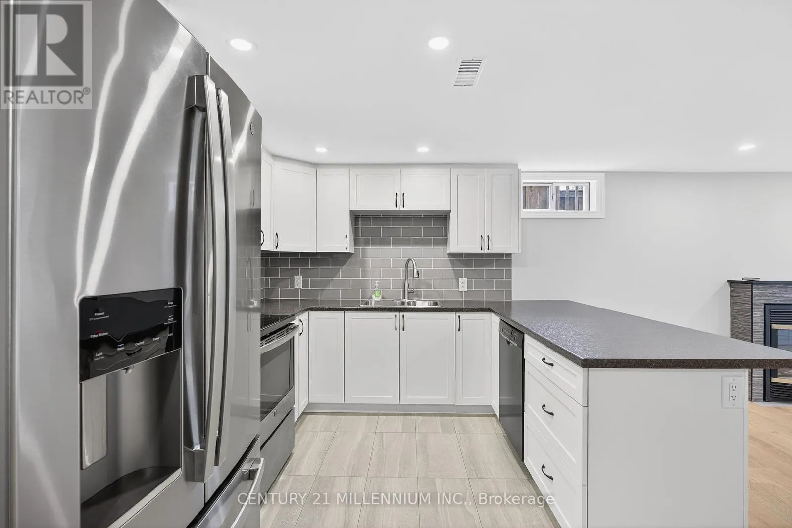 254 KENSINGTON PLACE