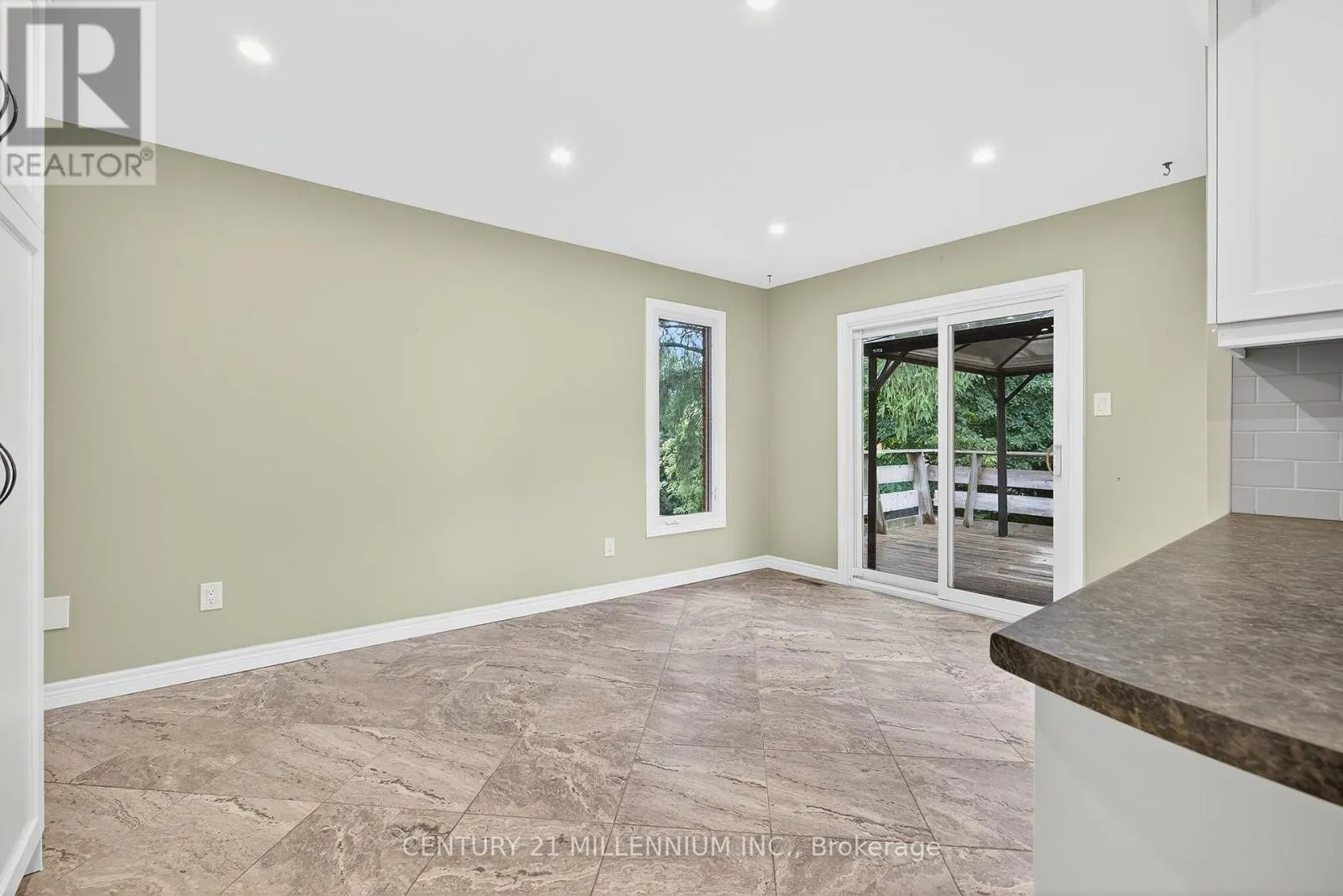 254 KENSINGTON PLACE