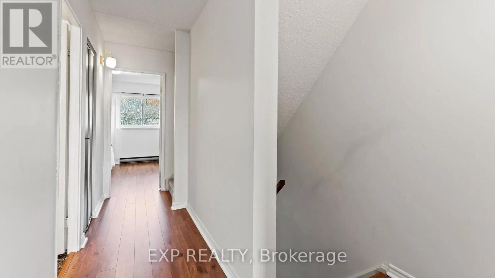 160 - 180 MISSISSAUGA VALLEY BOULEVARD