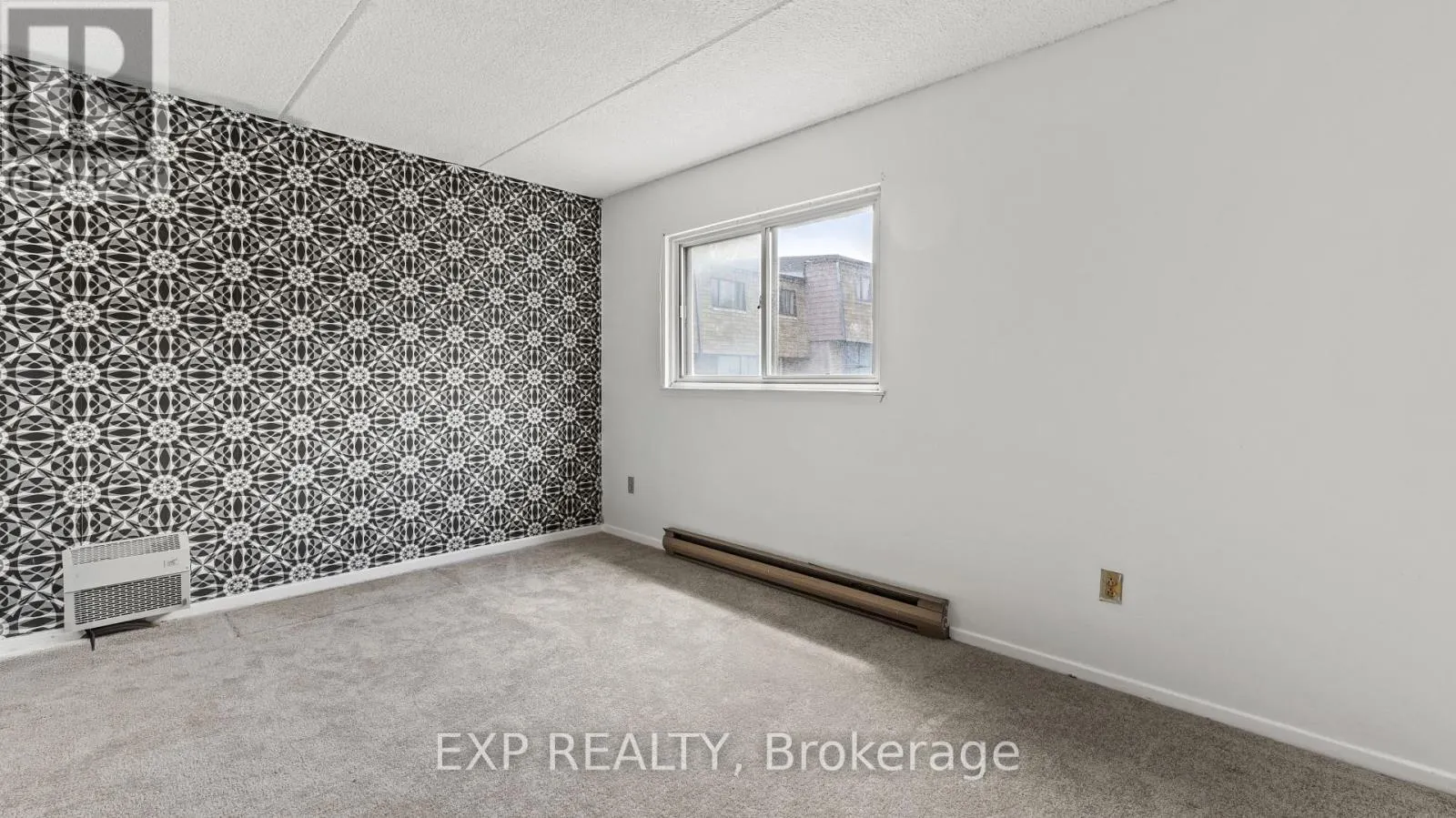 160 - 180 MISSISSAUGA VALLEY BOULEVARD
