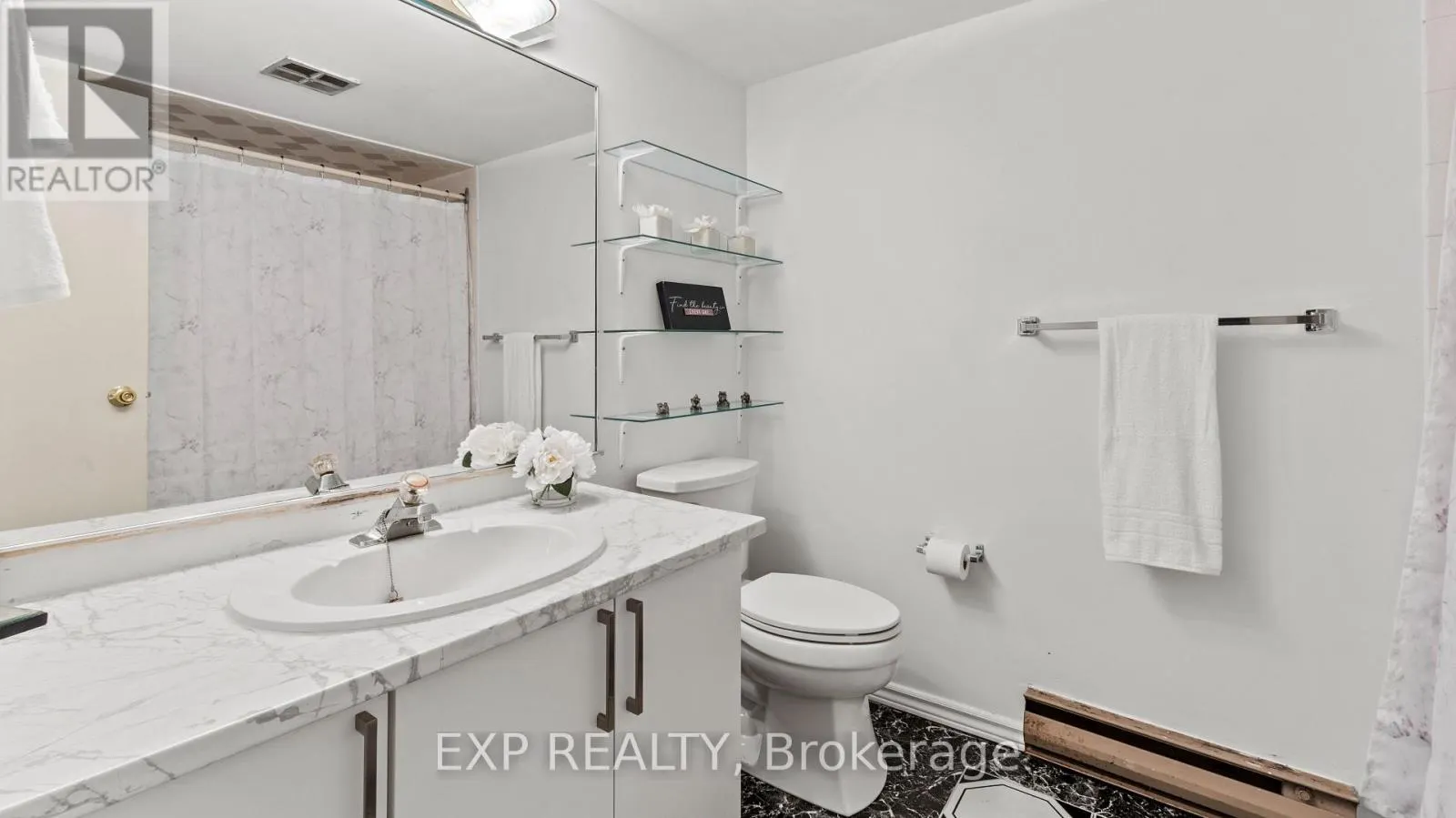 160 - 180 MISSISSAUGA VALLEY BOULEVARD