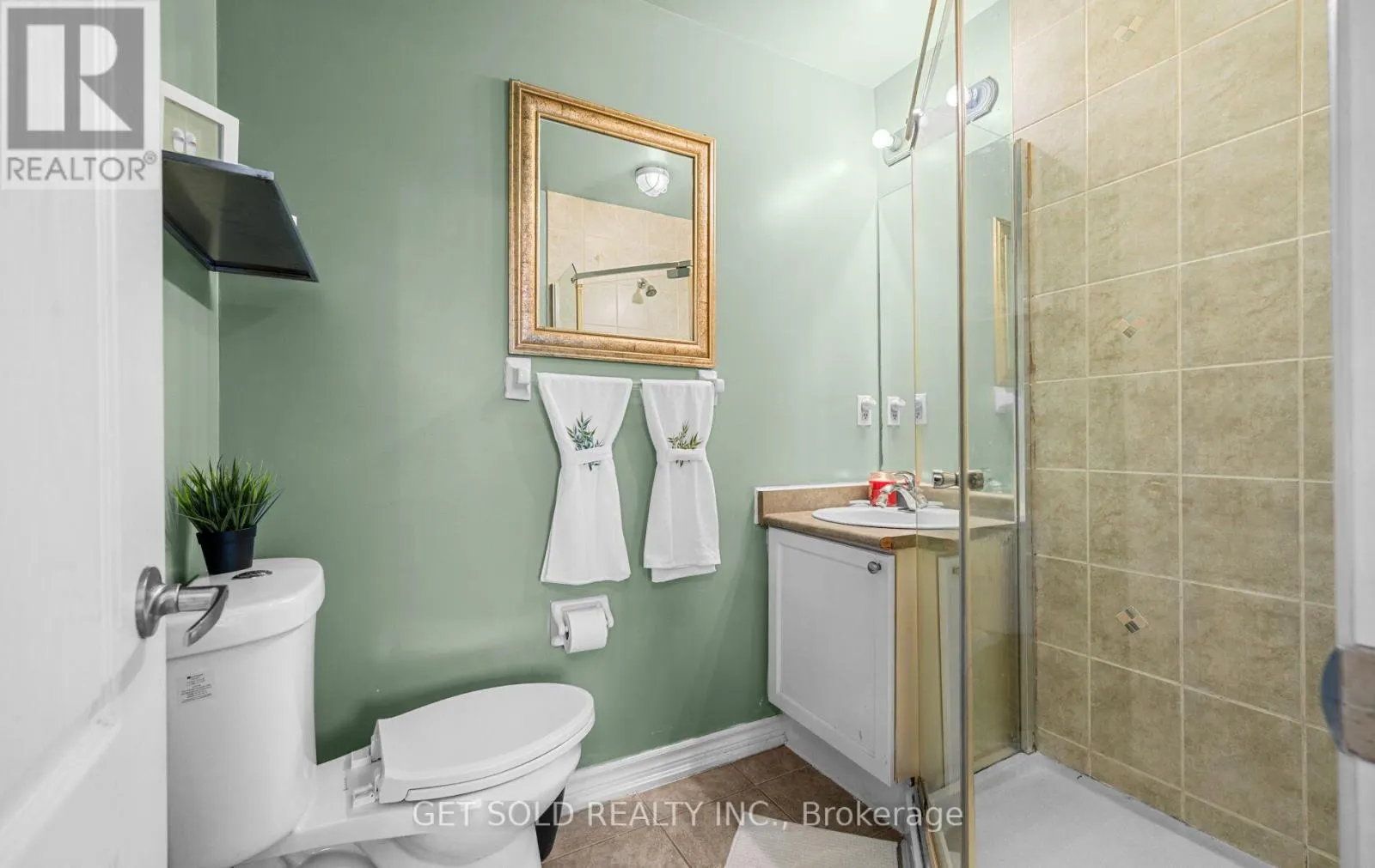 73 PIGGOTT MEWS