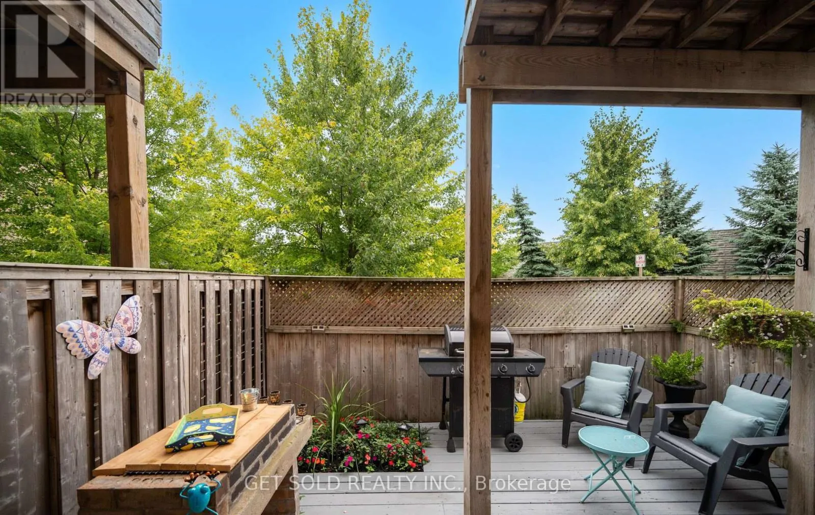73 PIGGOTT MEWS