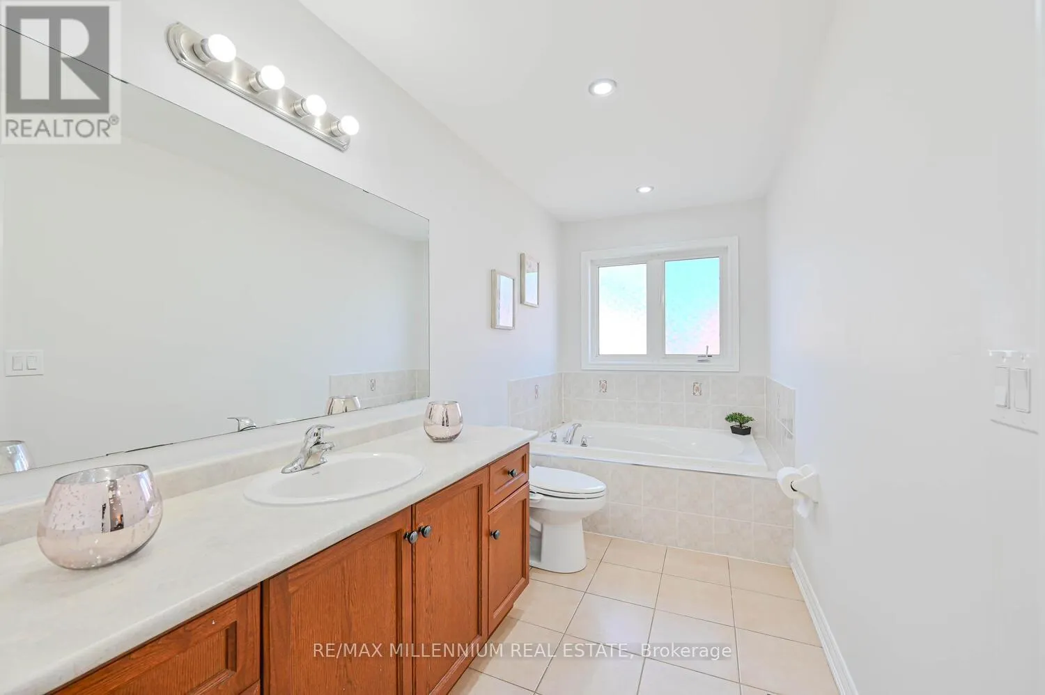 56 ATTVIEW CRESCENT