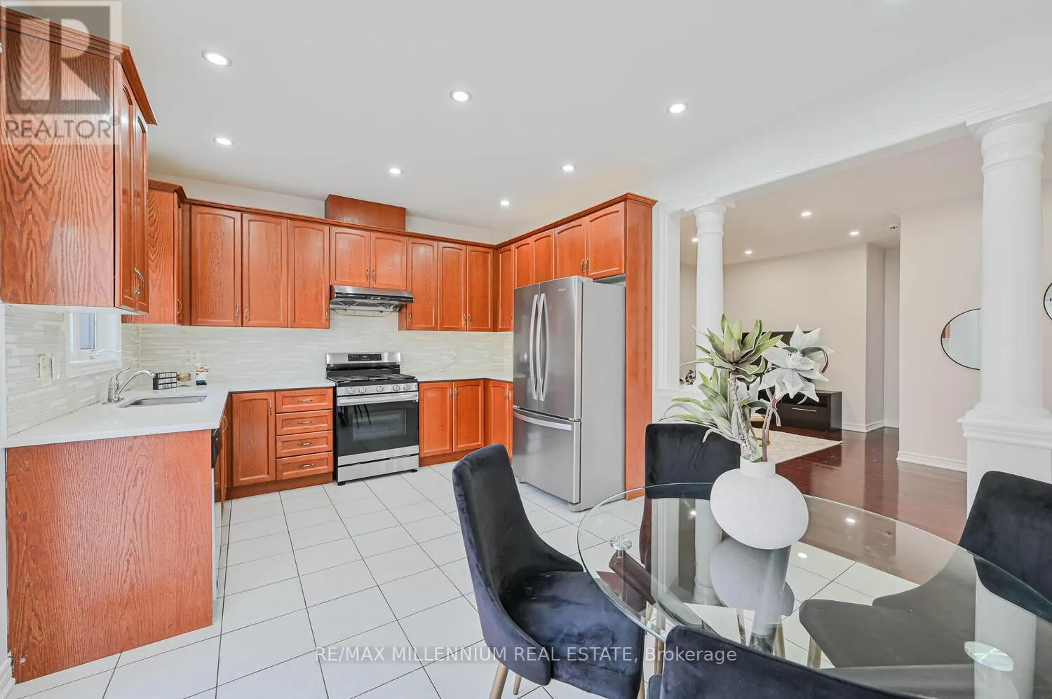 56 ATTVIEW CRESCENT