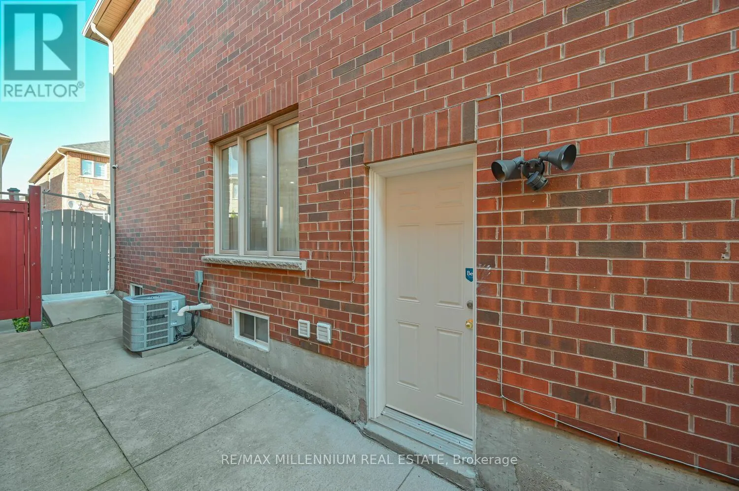 56 ATTVIEW CRESCENT