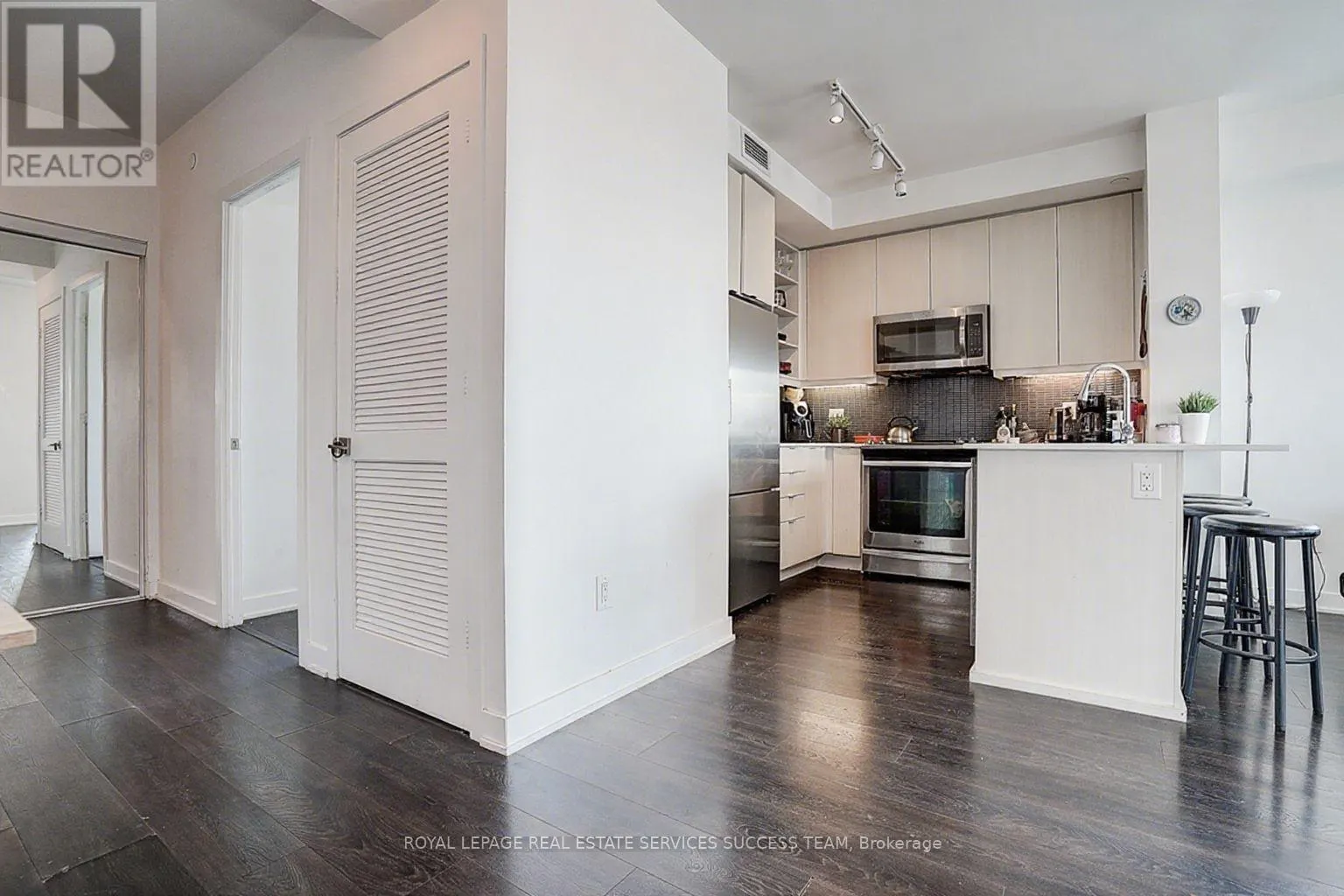 1109 - 4633 GLEN ERIN DRIVE