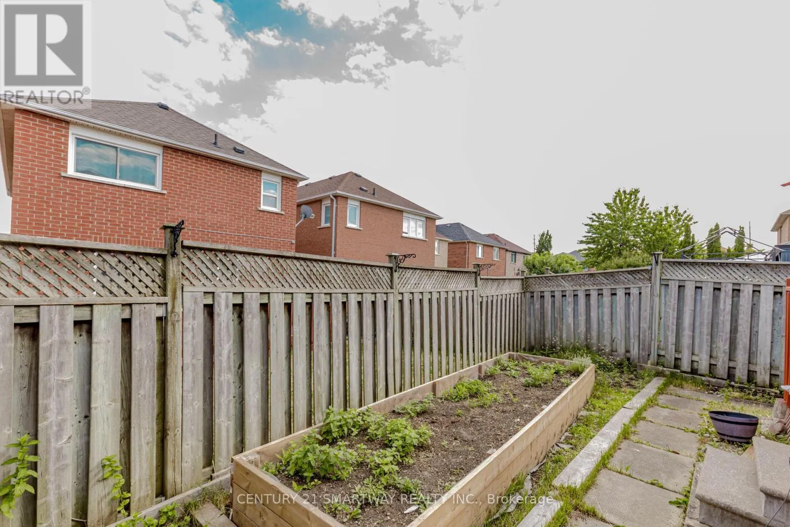 59 ARTHURS CRESCENT