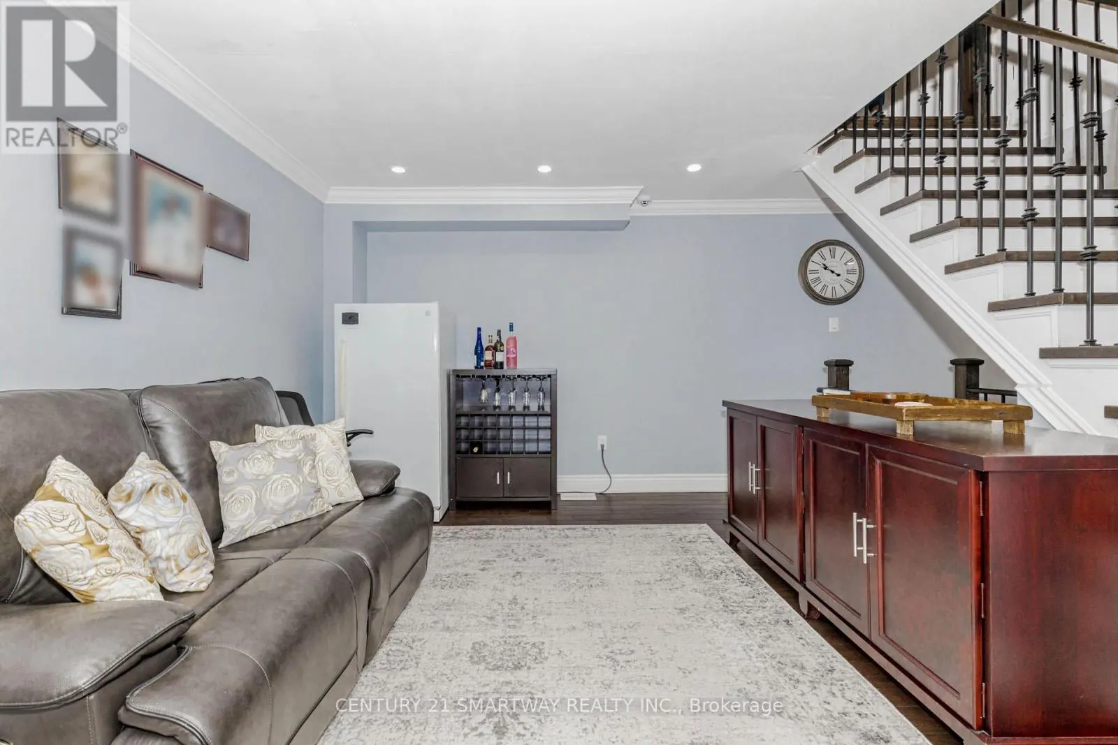 59 ARTHURS CRESCENT