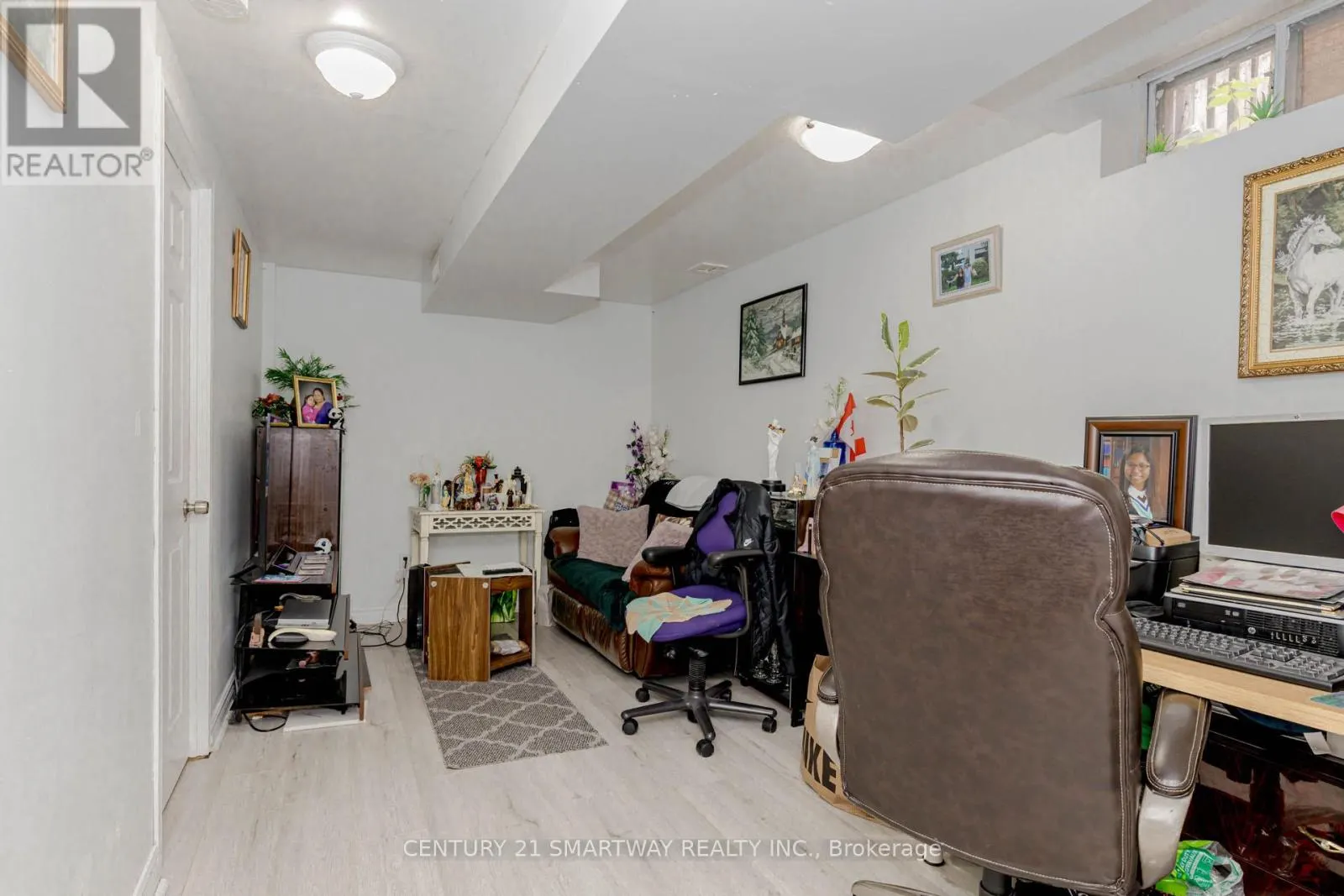 59 ARTHURS CRESCENT