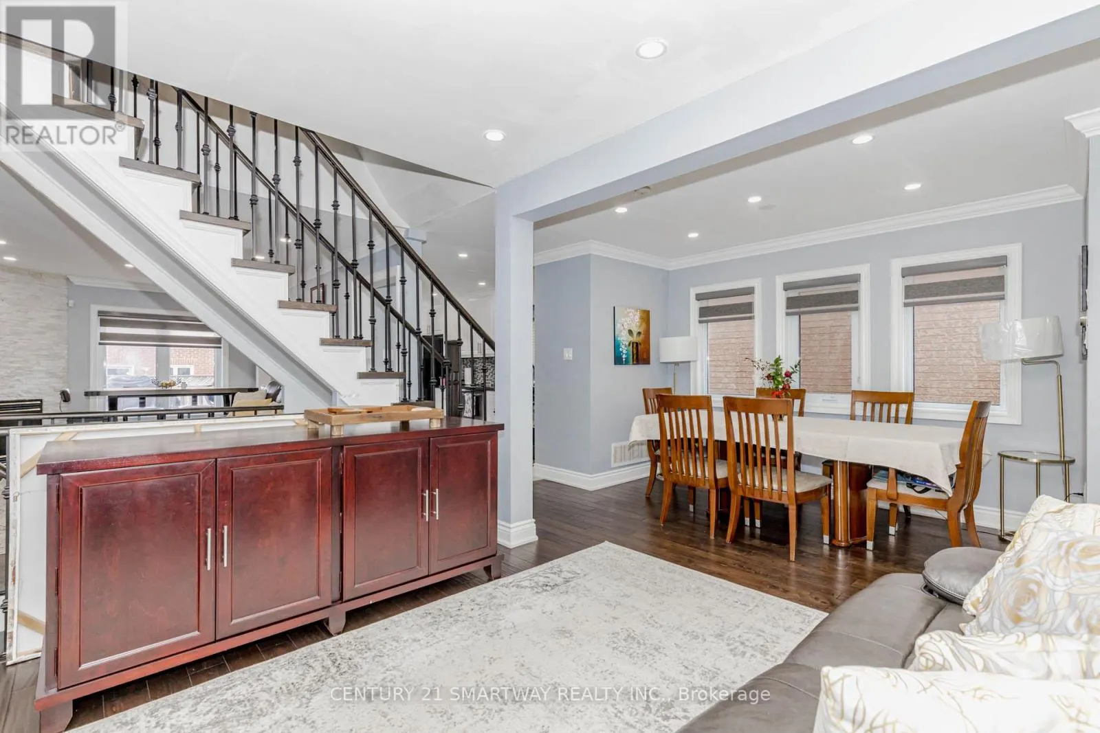 59 ARTHURS CRESCENT