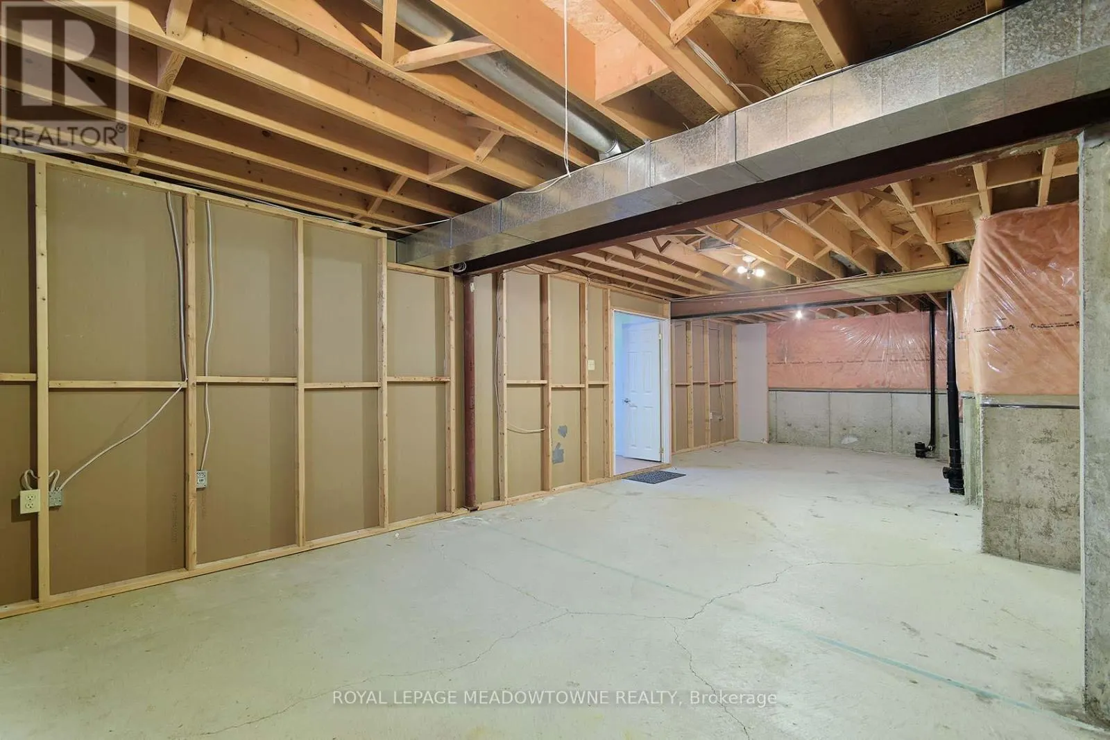 18 BLUE BONNET DRIVE