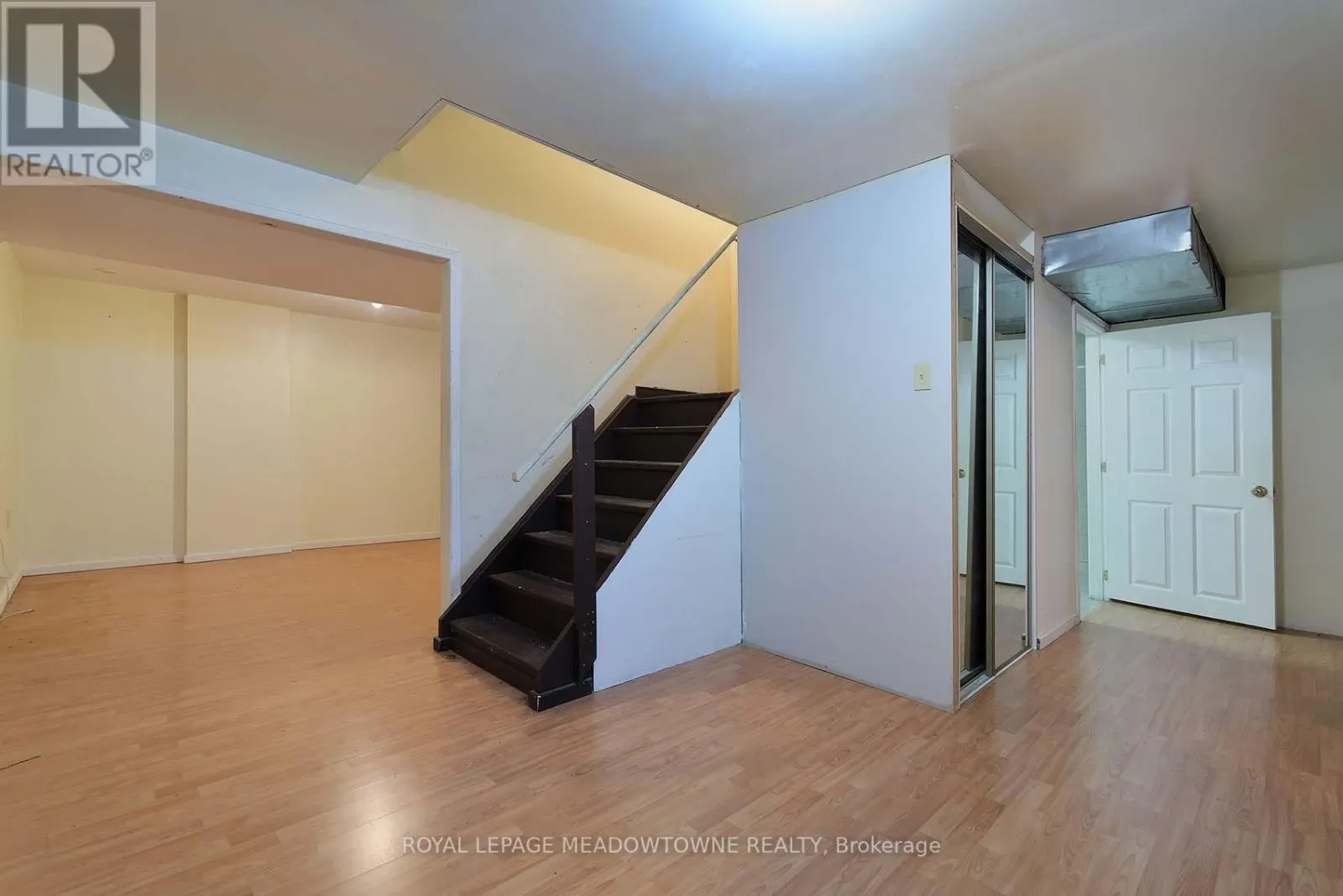 18 BLUE BONNET DRIVE