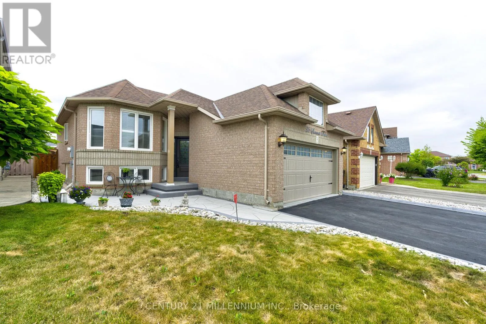 26 SUNCREST DRIVE