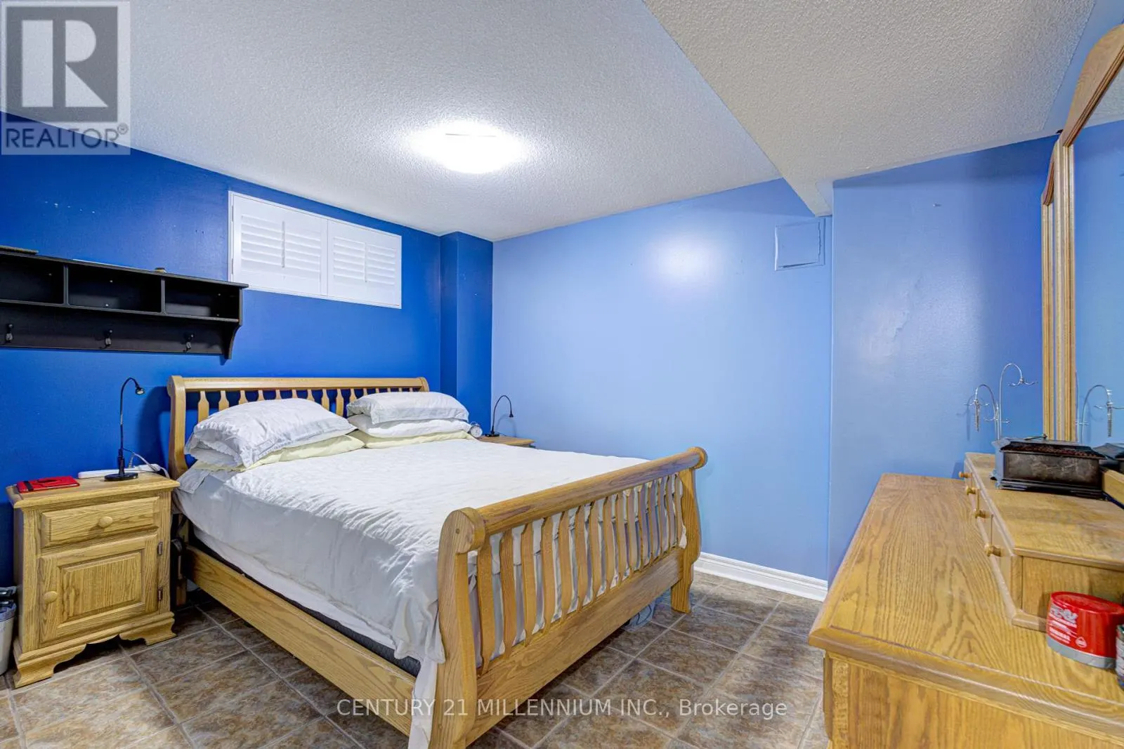 26 SUNCREST DRIVE