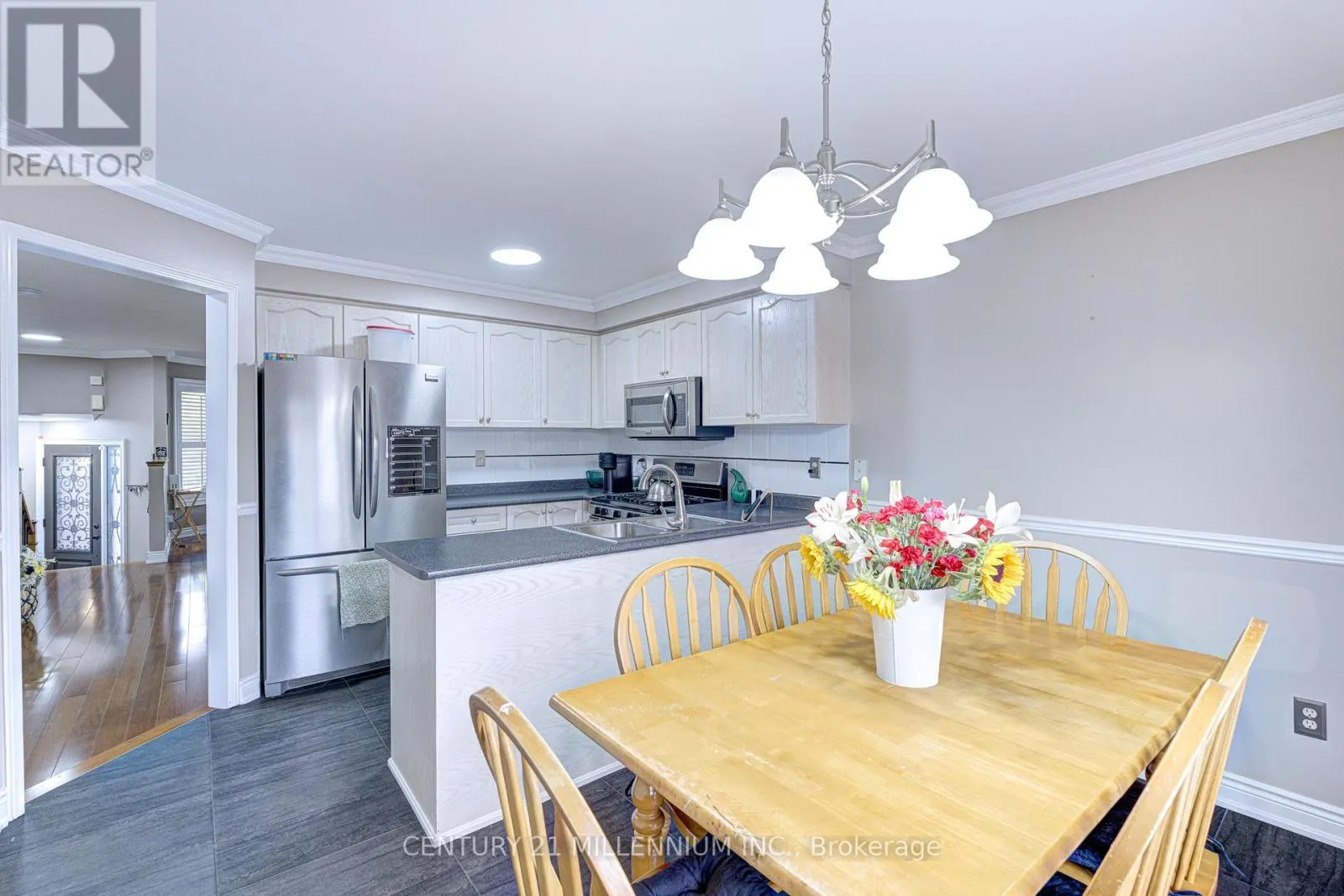 26 SUNCREST DRIVE