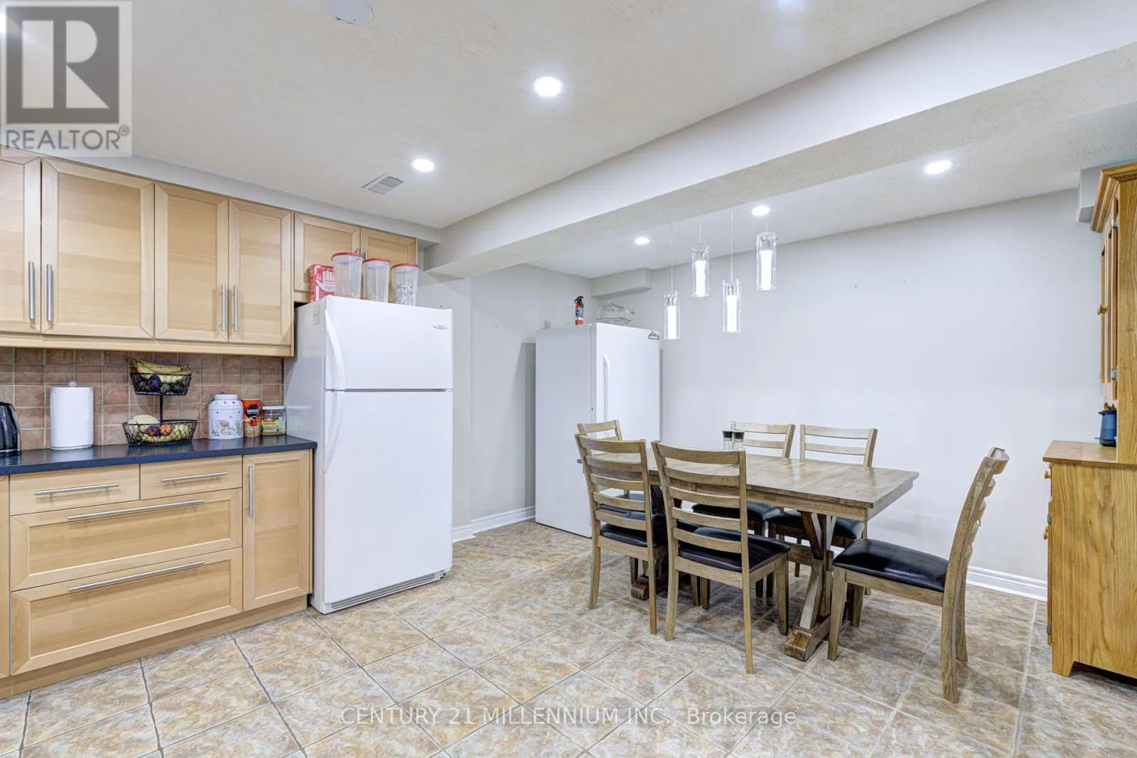 26 SUNCREST DRIVE