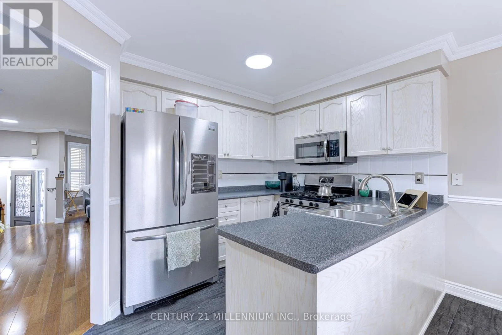 26 SUNCREST DRIVE