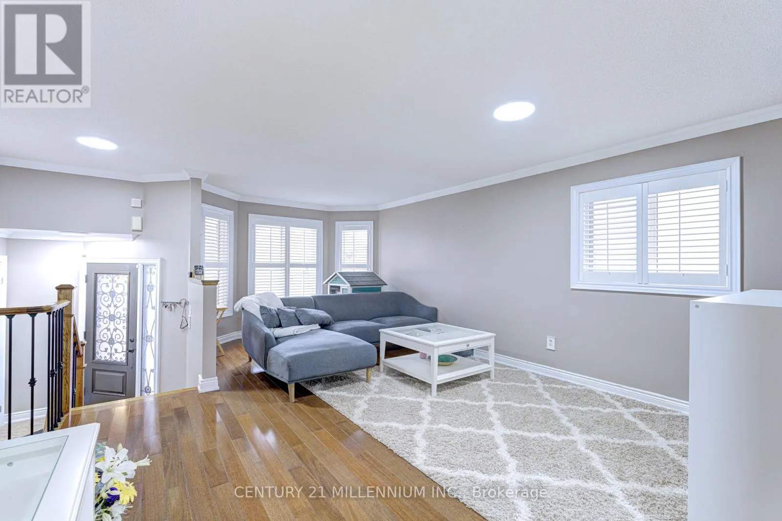 26 SUNCREST DRIVE