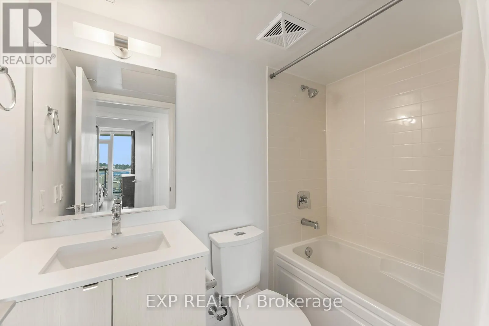 1205 - 1461 LAWRENCE AVENUE W