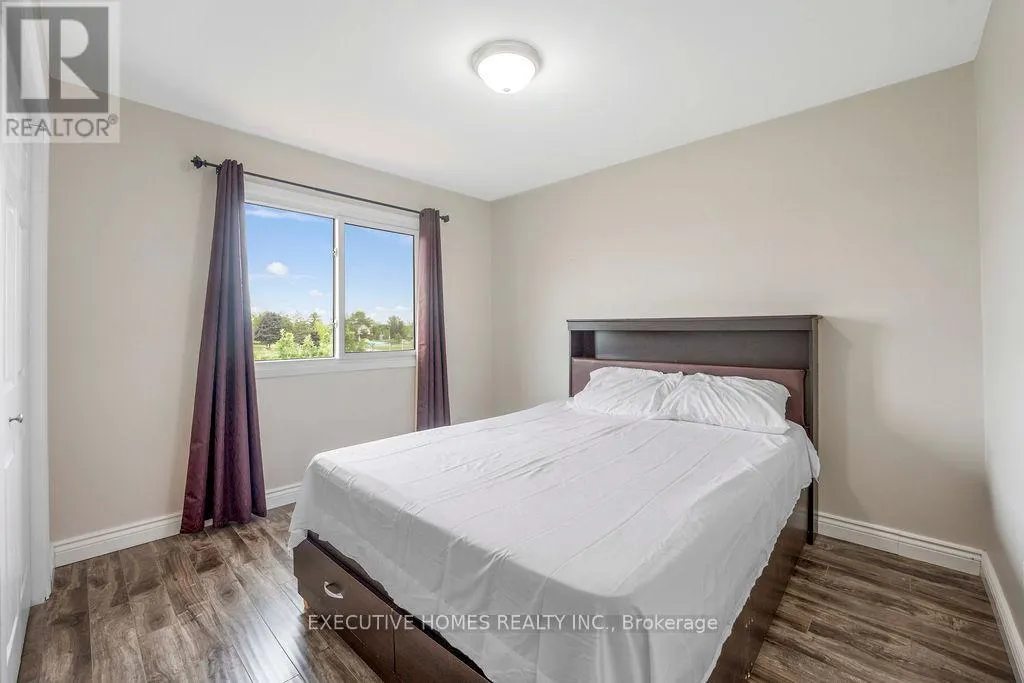 140 WEYBRIDGE TRAIL