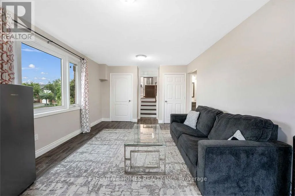 140 WEYBRIDGE TRAIL